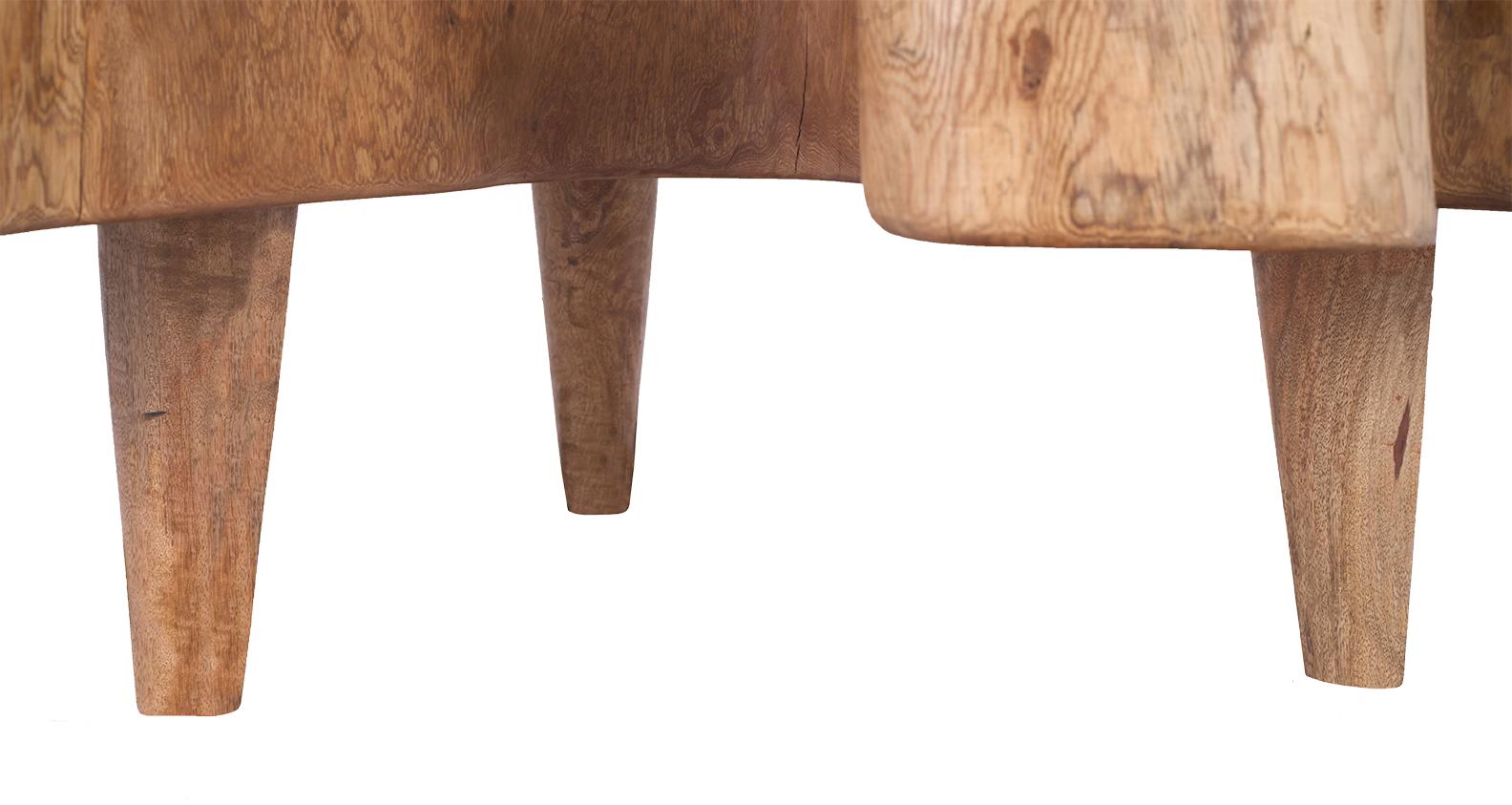 Mesa baja de madera varada con forma orgánica en Bueno Estado en Dallas, TX