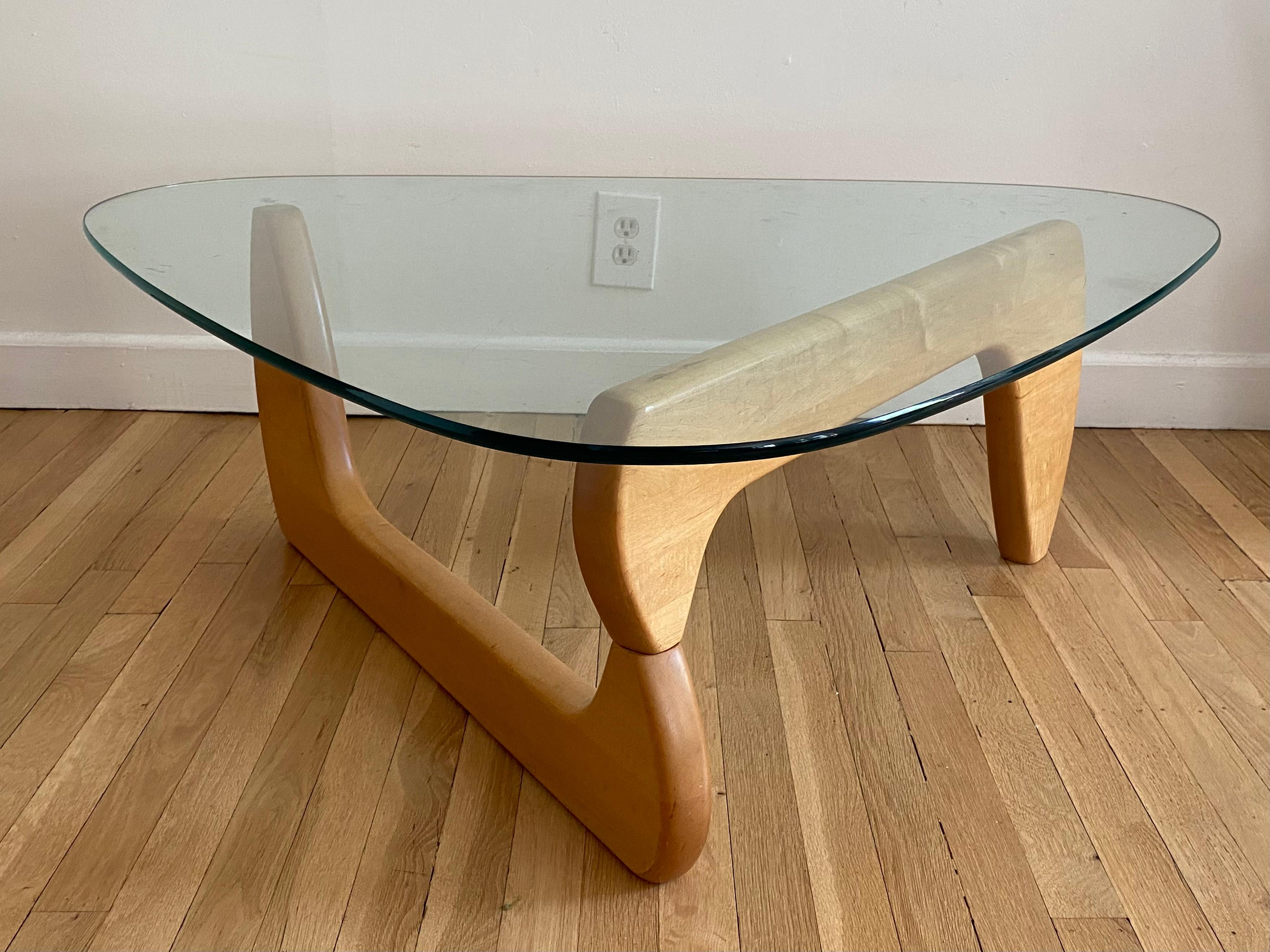 Organic Form Noguchi Style Coffee Table In Good Condition In Brooklyn, NY