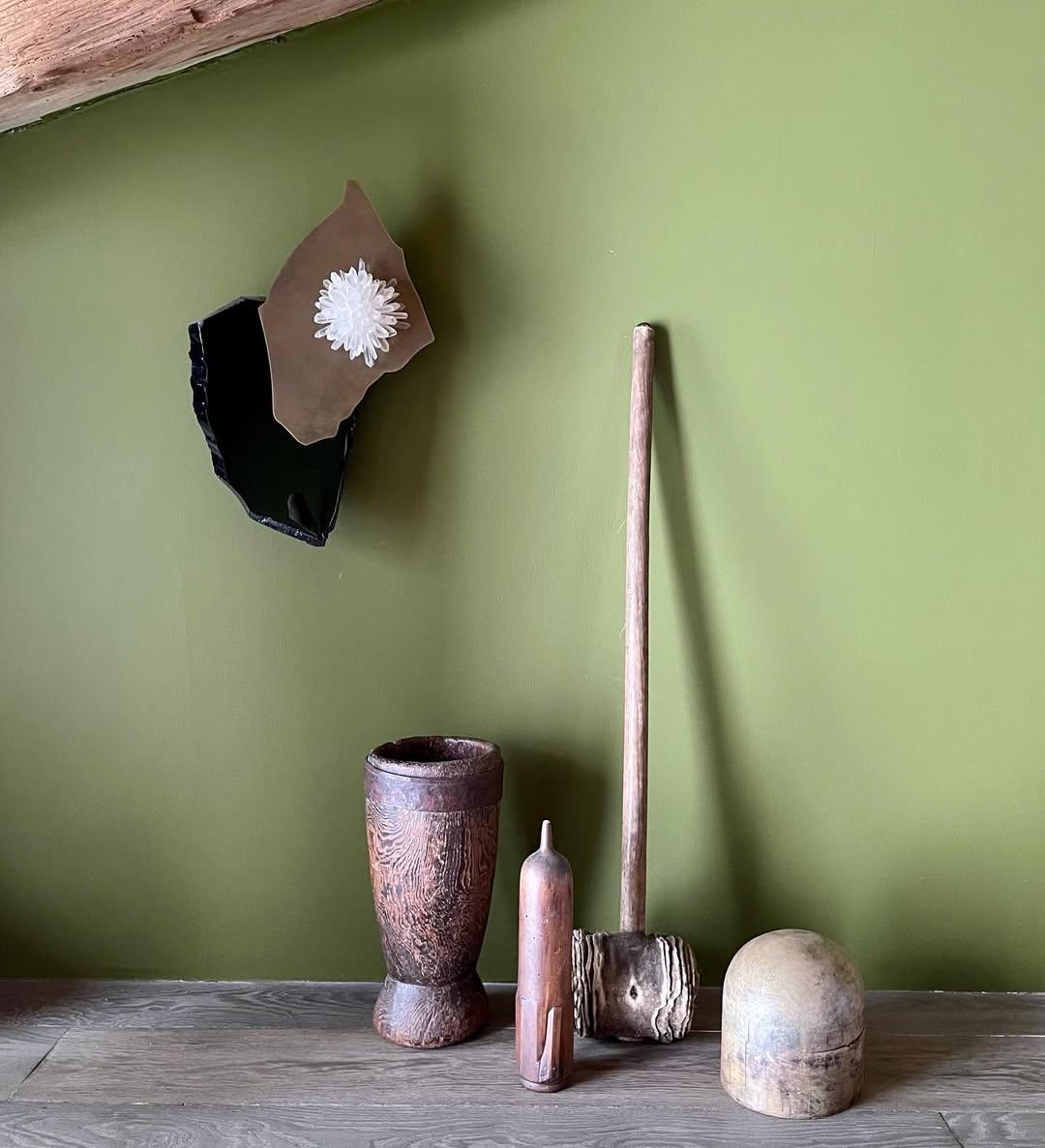 Organic Form A Sugar Bomb Mono Sconce in ossidiana e ottone di Christopher Boots in vendita 1