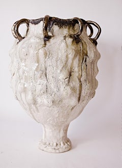 Organic Free Flow Pedestal with Gold Rings