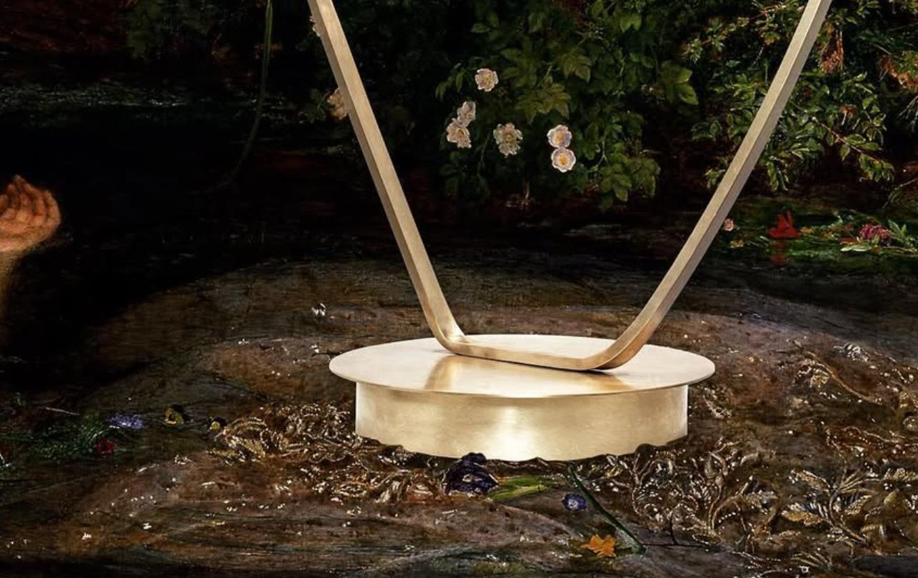 Organic Geometric Form Loop Brass Contemporary Table Lamp by Morghen Studio For Sale 2