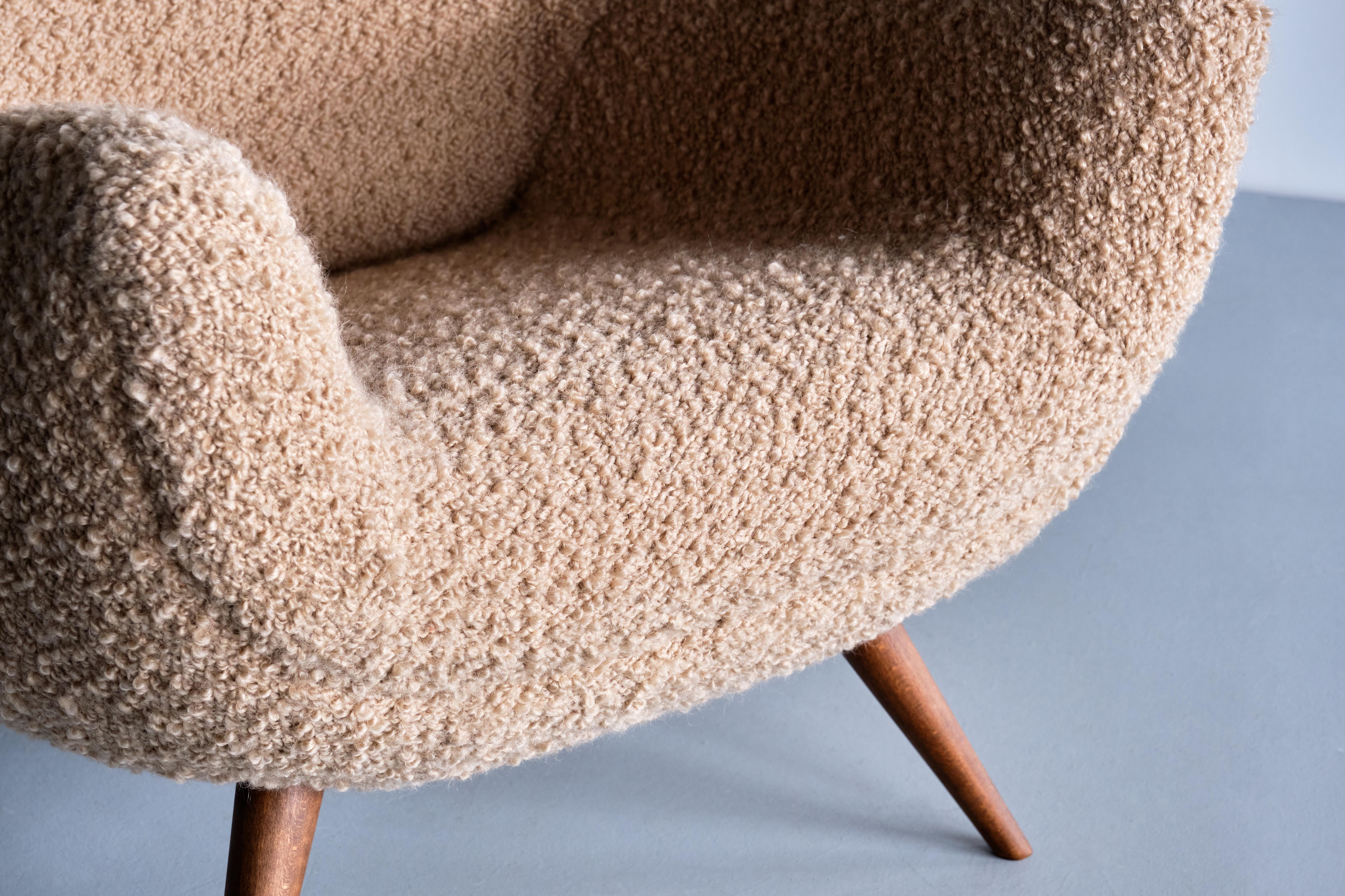 Fauteuil organique Gustav Bergmann en bouclé Pierre Frey et hêtre, Allemagne, années 1960 Bon état - En vente à The Hague, NL