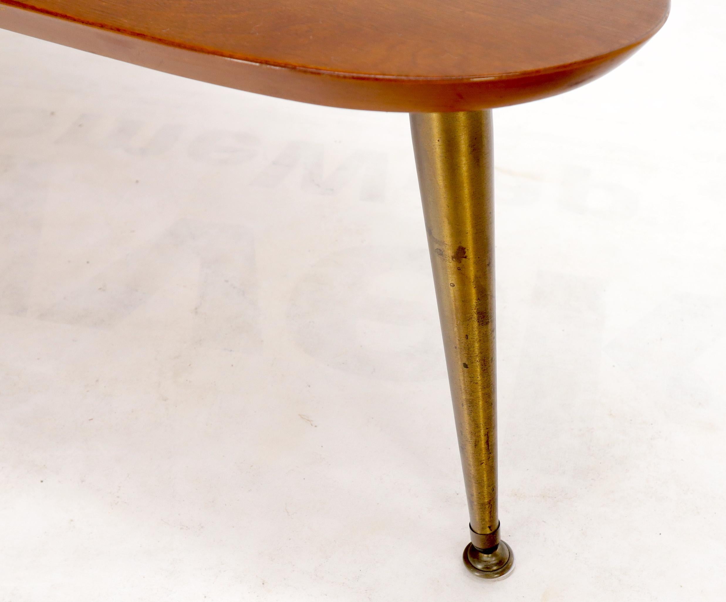 20th Century Organic Kidney Comma Shape Two-Tier Glass Top Brass Leg Walnut Coffee Side Table For Sale