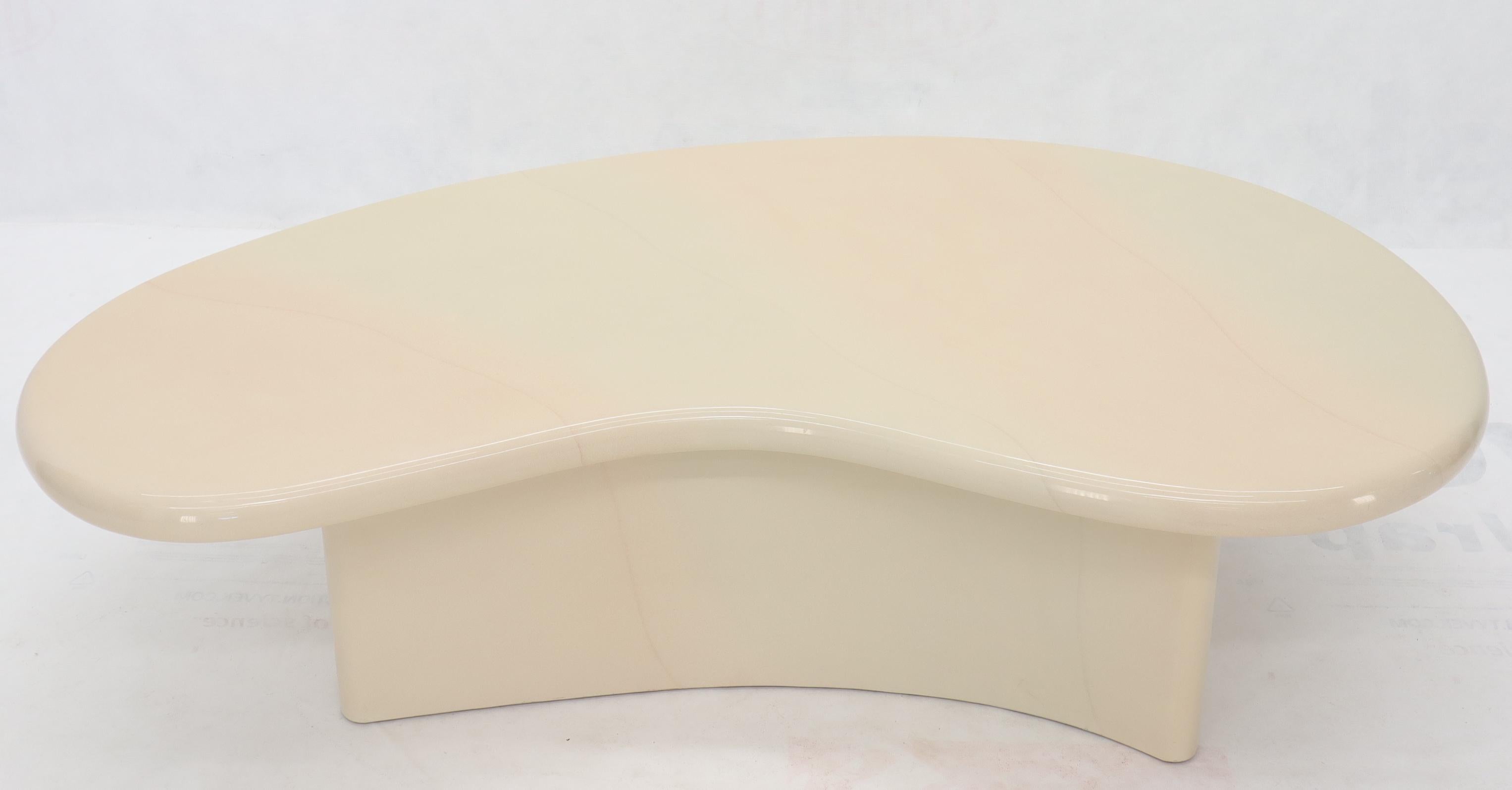 Organic Kidney Shape Beige Cream White Lacquer Mid-Century Modern Coffee Table 1