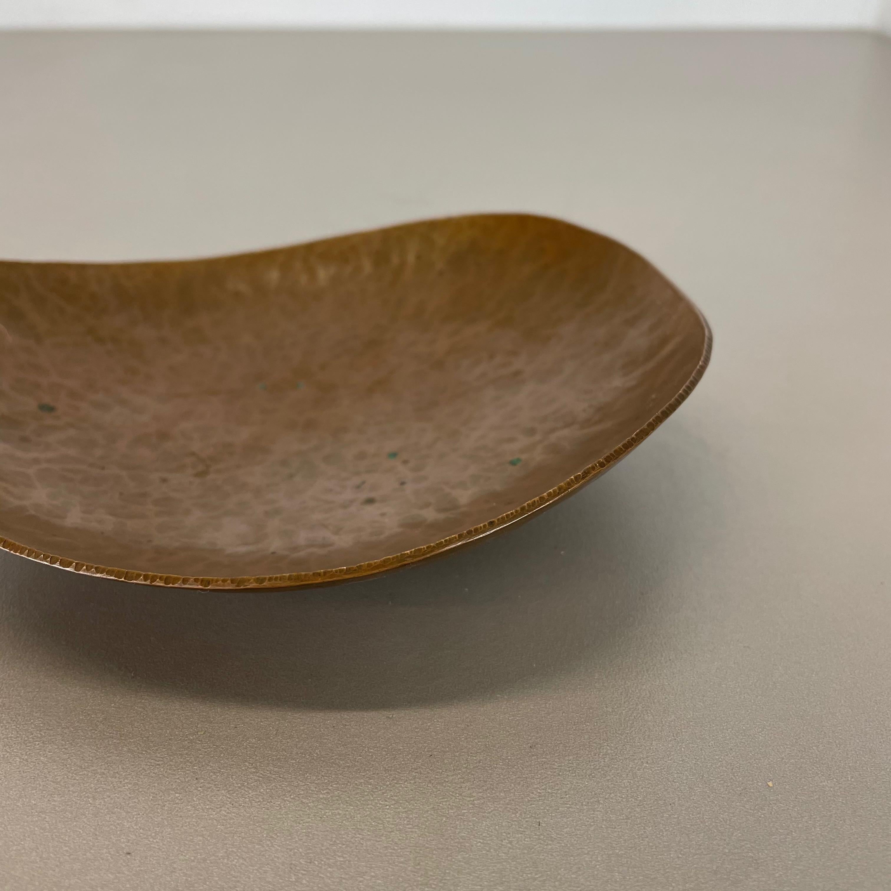 Organic Leaf Copper Plate Desk Element Auböck Hagenauer Era, Austria, 1950s For Sale 3