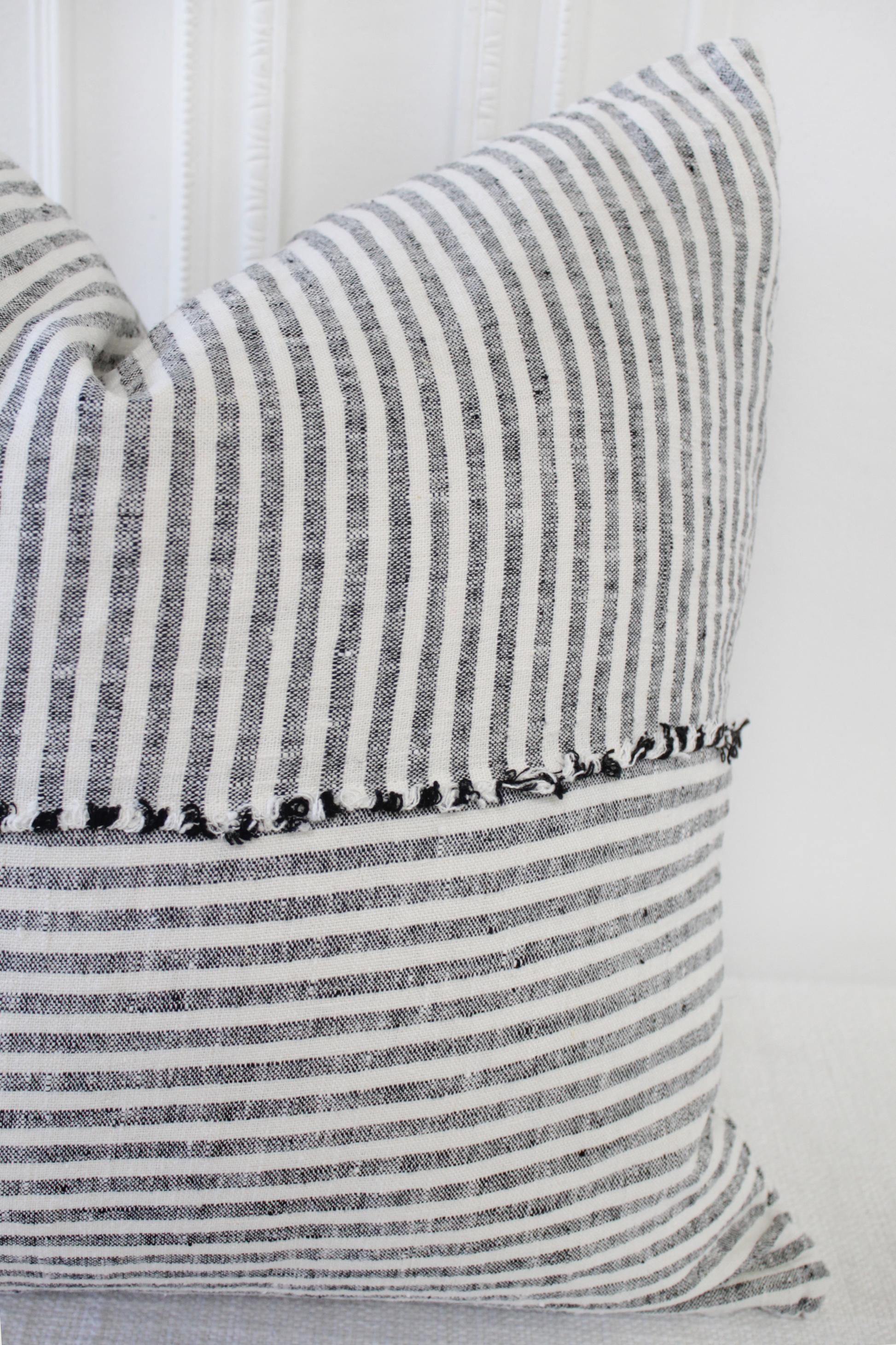 black and white decorative pillows