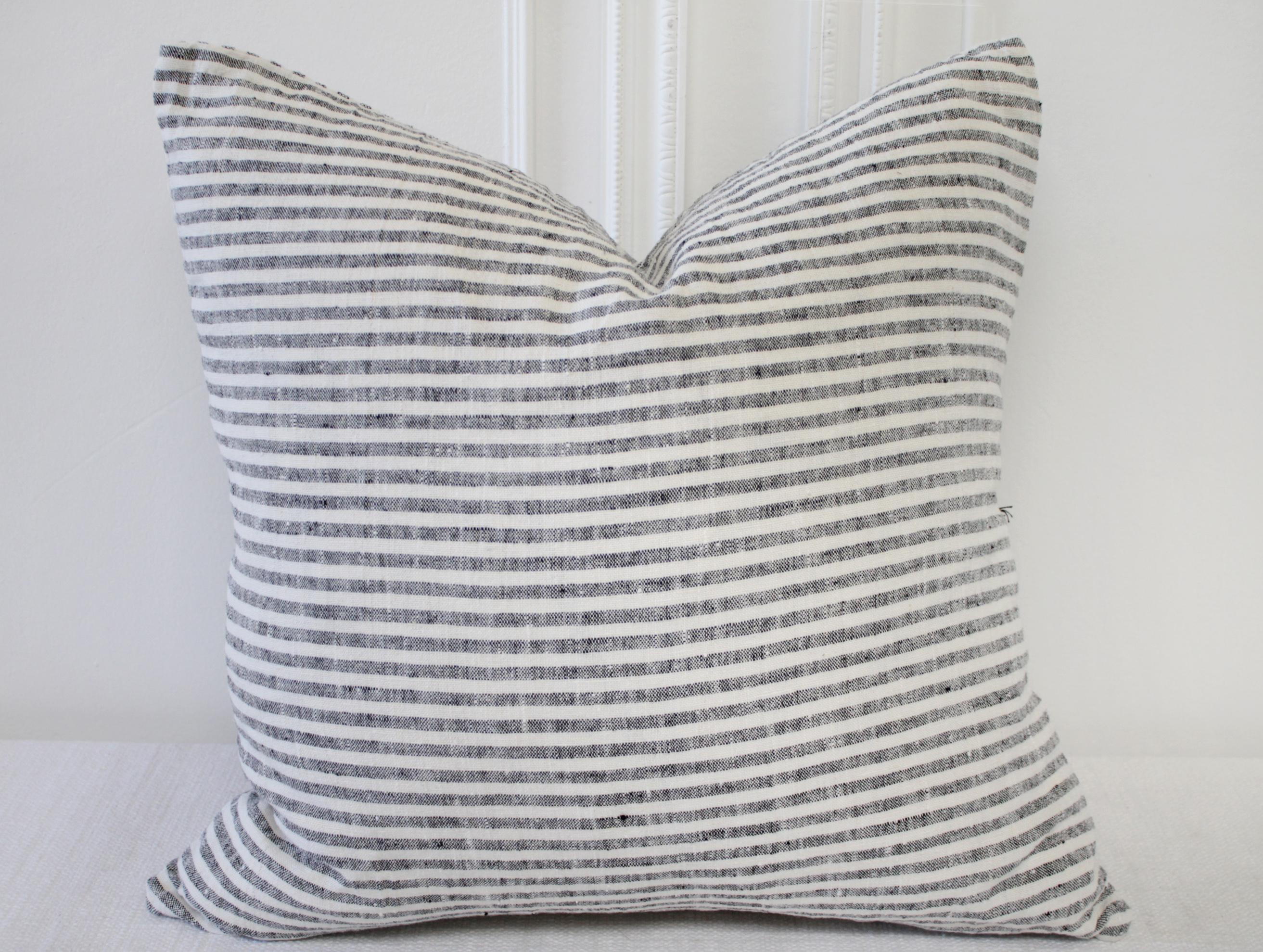 Organic Linen Accent Pillows in Black and White Ticking Stripe In New Condition For Sale In Brea, CA