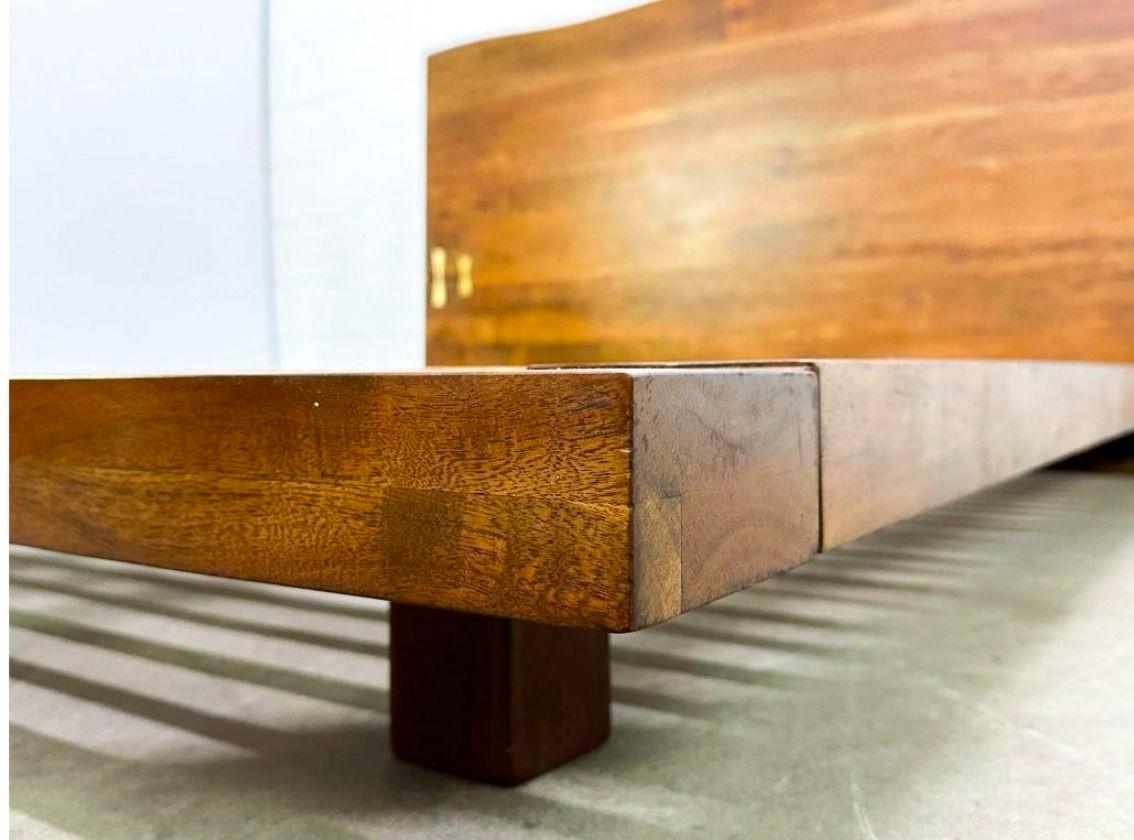 Organic Live Edge Slab Headboard Queen Platform Bed In Good Condition For Sale In North Hollywood, CA