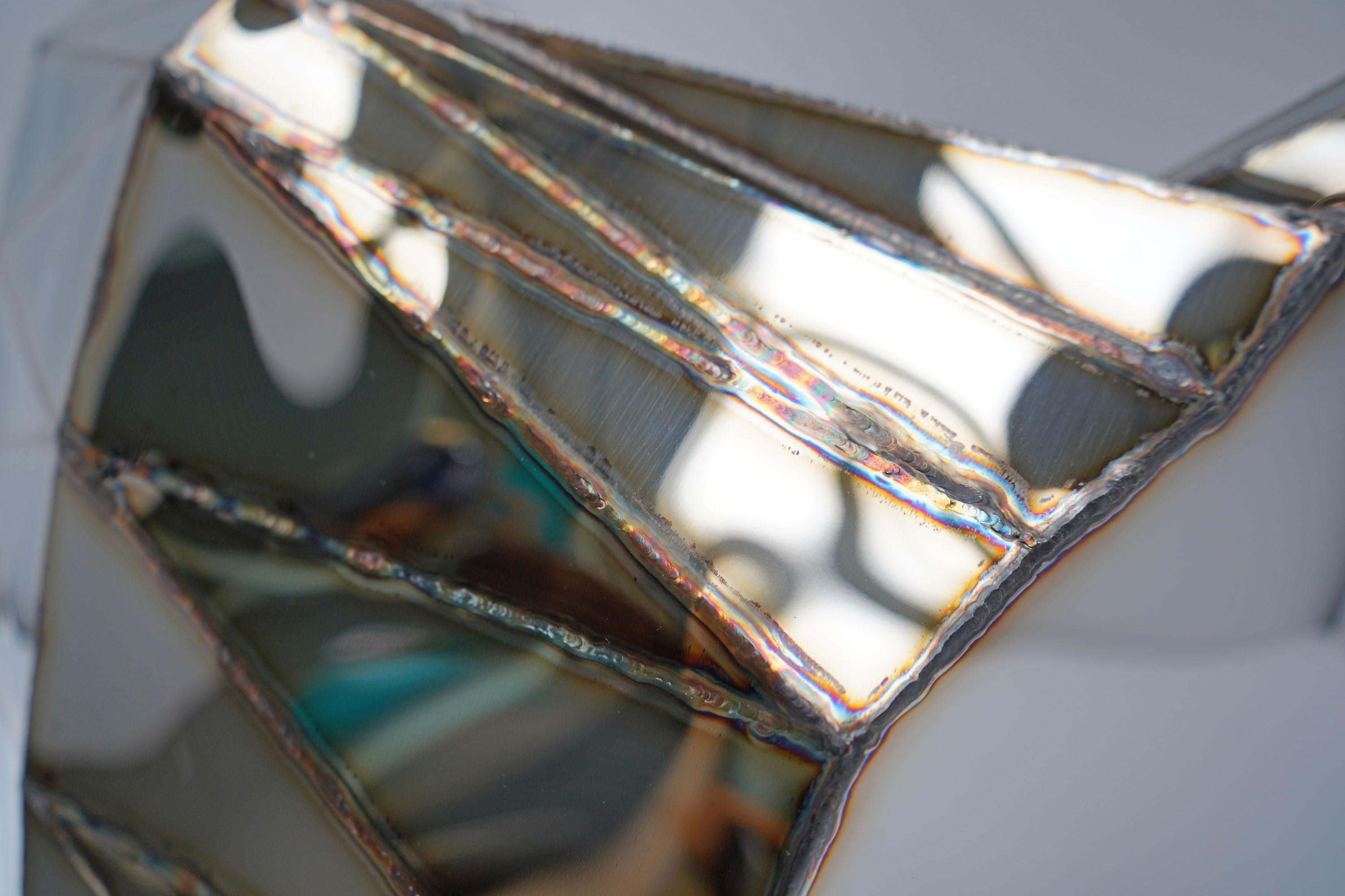 Postmoderne Organic Loop Chair en acier inoxydable soudé poli miroir par Julian Mayor en vente