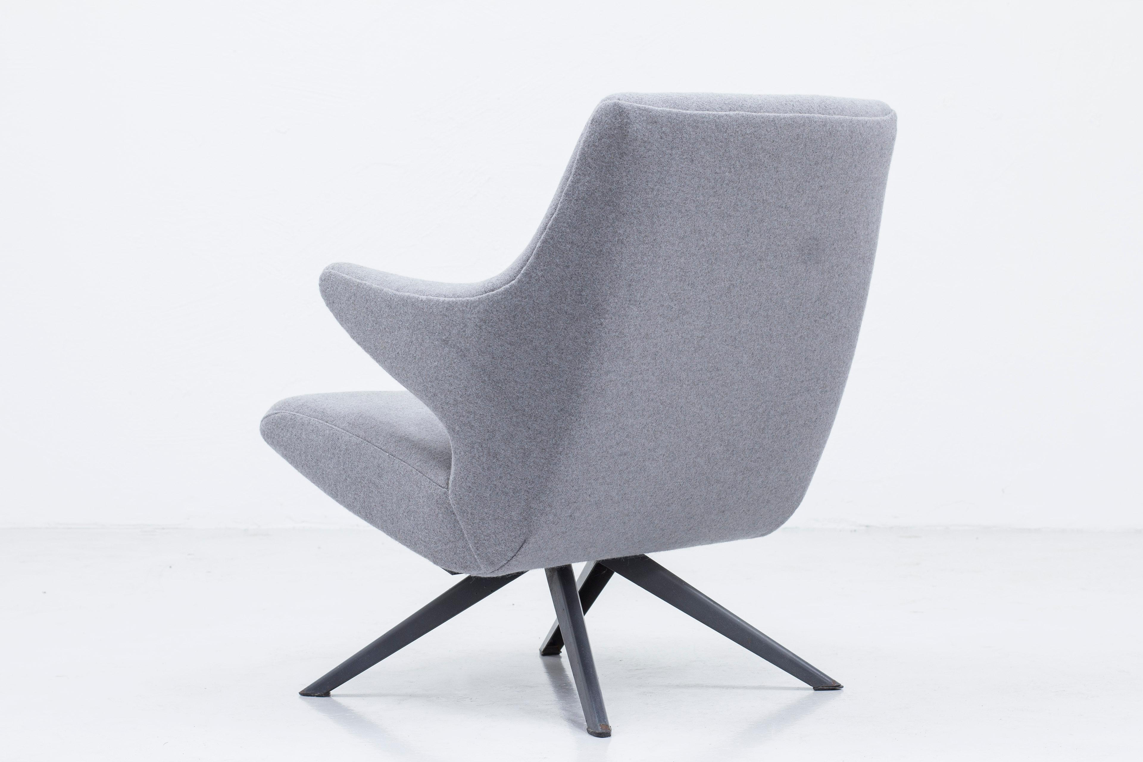 Organic Lounge Chair by Bengt Ruda, Nordiska Kompaniet, Sweden, Ca 1955 3