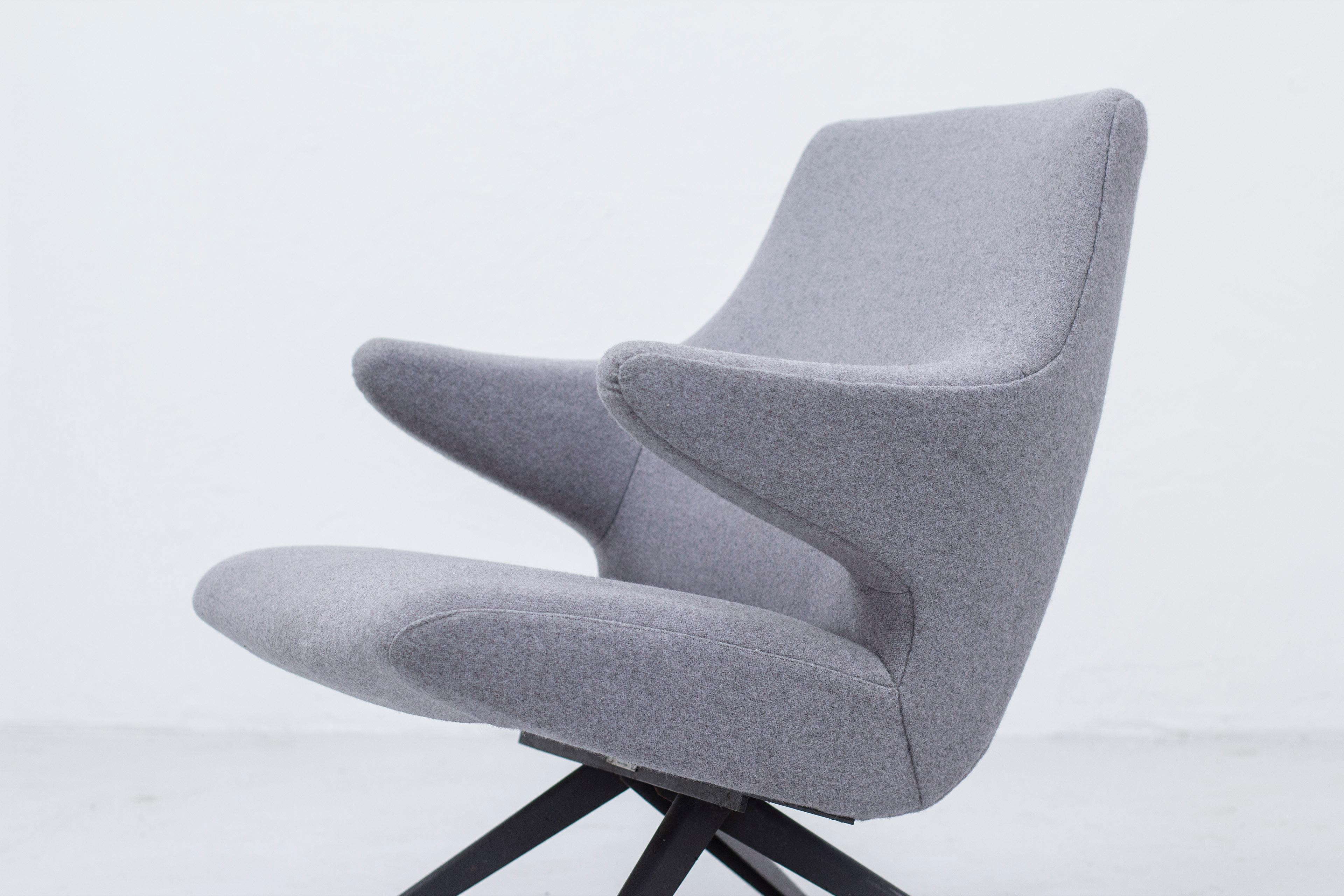 Mid-20th Century Organic Lounge Chair by Bengt Ruda, Nordiska Kompaniet, Sweden, Ca 1955