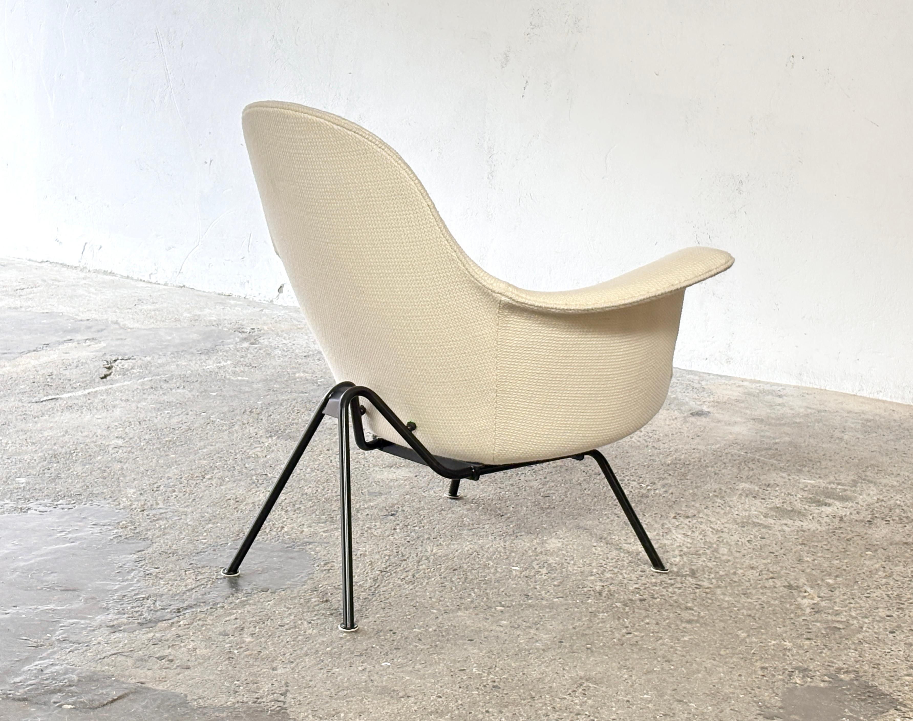 Organic Lounge chair designed by Hans Bellmann for Straessle & Soehne 1950ies For Sale 1