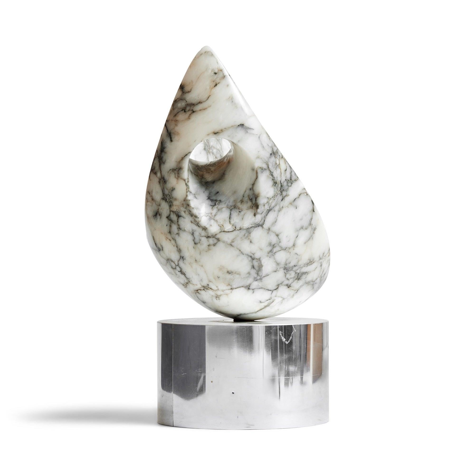 Organic Marble Sculpture by Victoria Blumberg In Excellent Condition For Sale In Sagaponack, NY
