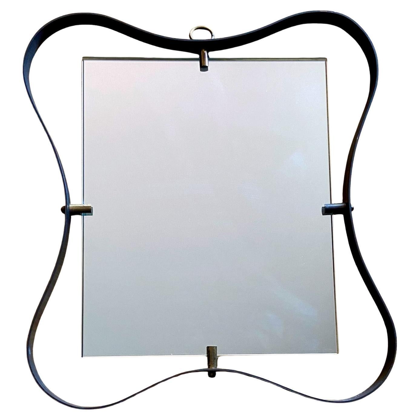 Espejo orgánico de latón de mediados de siglo, Fontana Arte, Italia Años 50