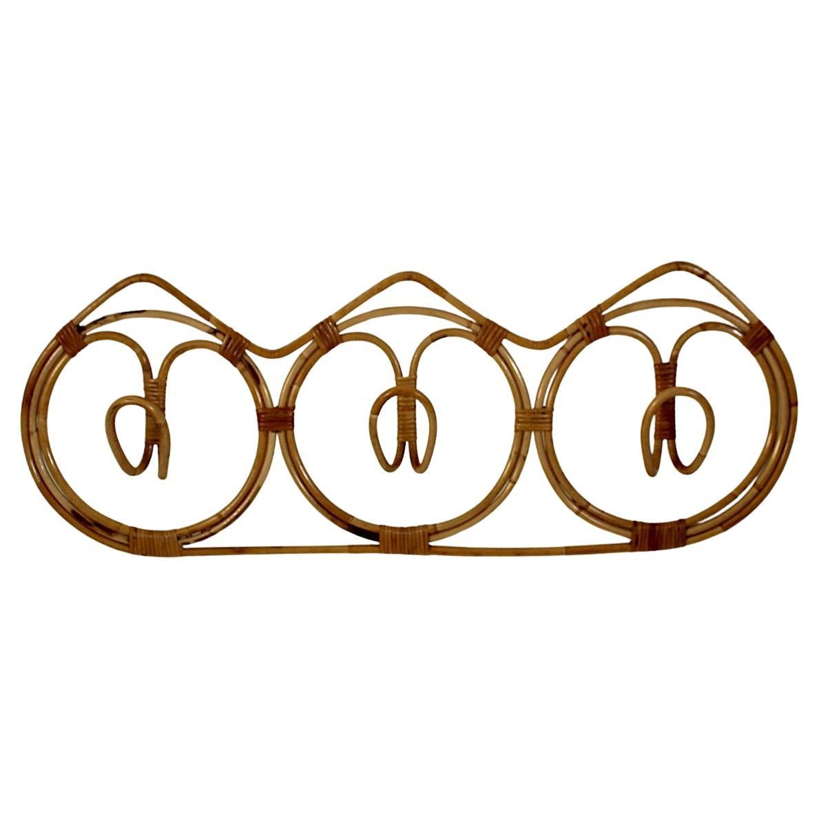 Ganci per cappotti in rattan e bambù organici del Mid Century Modern Riviera Vintage 1950s Italia