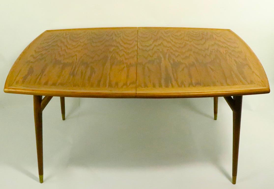 20ième siècle Organic Mid Century  Table de salle à manger en chêne de Jack Van der Molen pour Jamestown en vente