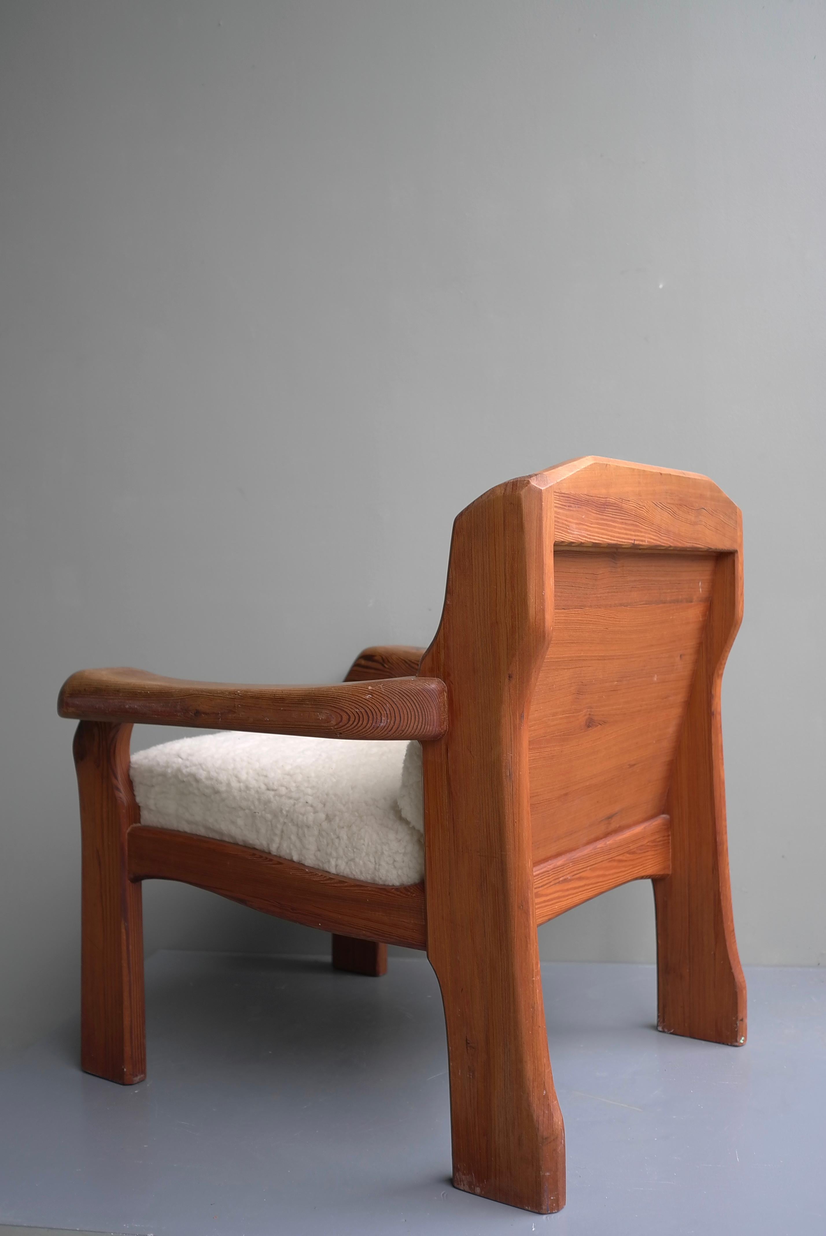 Mid-Century Modern Organic anthroposophical Pine Lounge Chair, pure Merino Wool Upholstery, 1960' For Sale