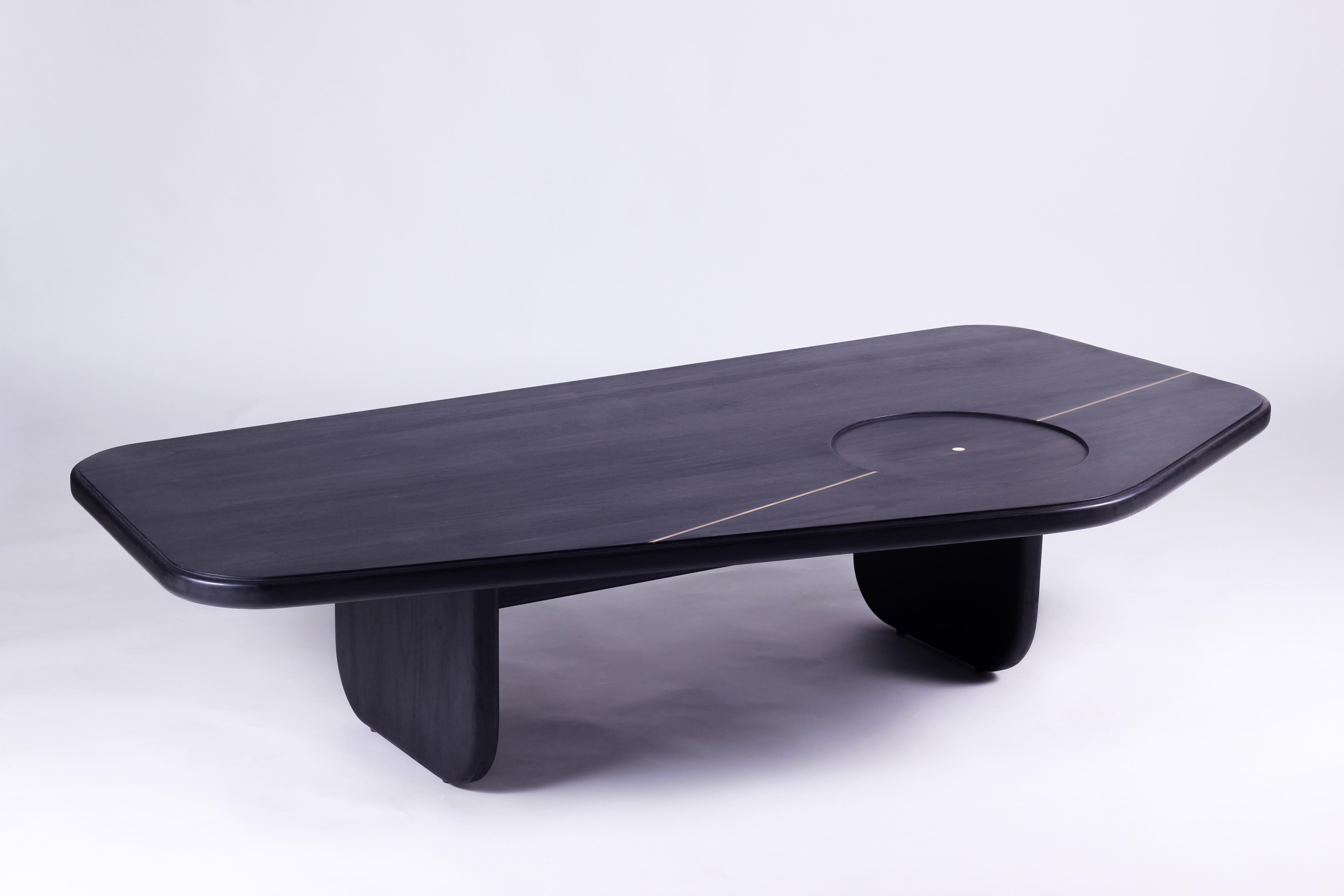 Minimalist Organic Minimal Handcrafted Solid Wood Oak Black Coffee Table with Brass Inlay For Sale