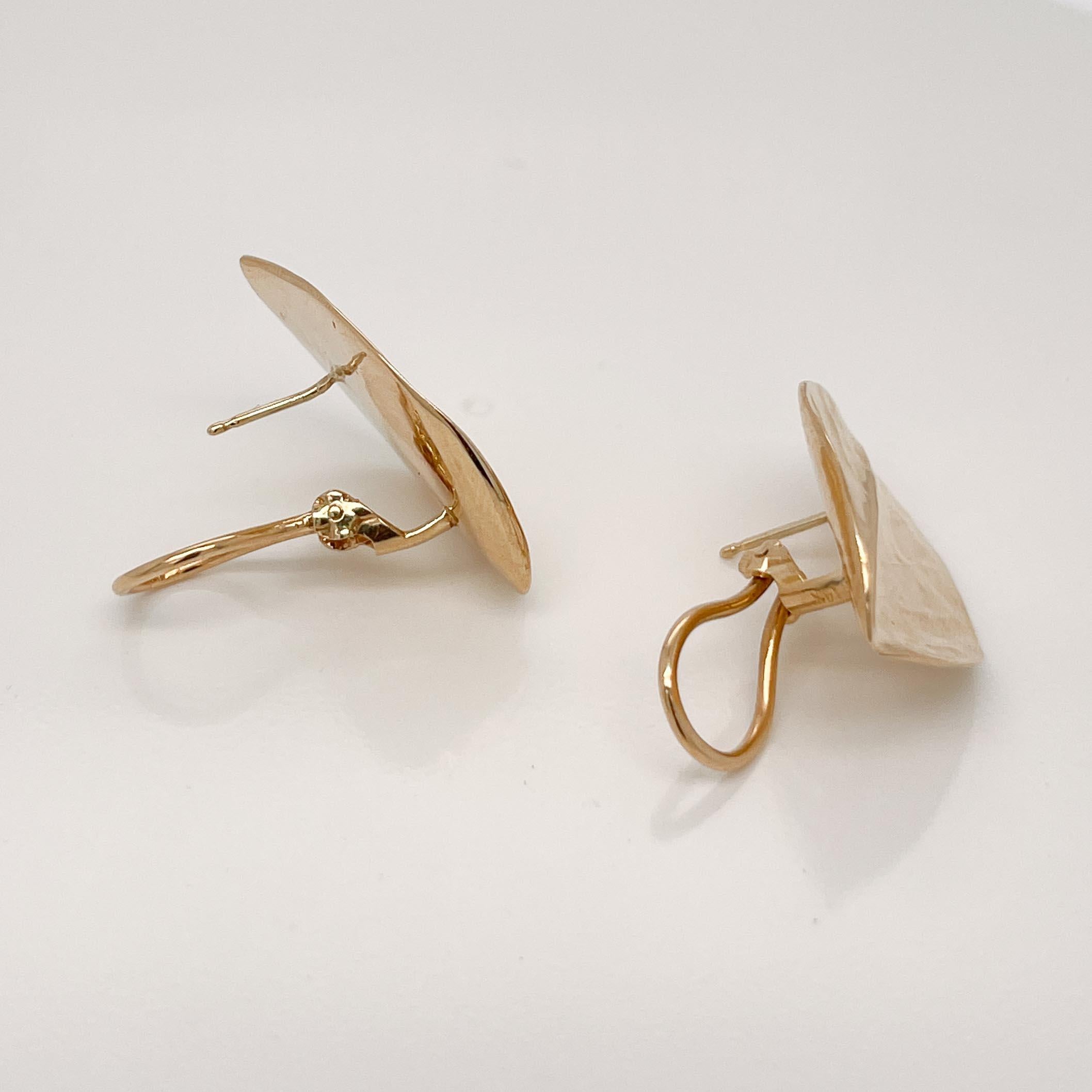 Women's Organic Modern 14 Karat Gold Leaf-Shaped Post Earrings For Sale