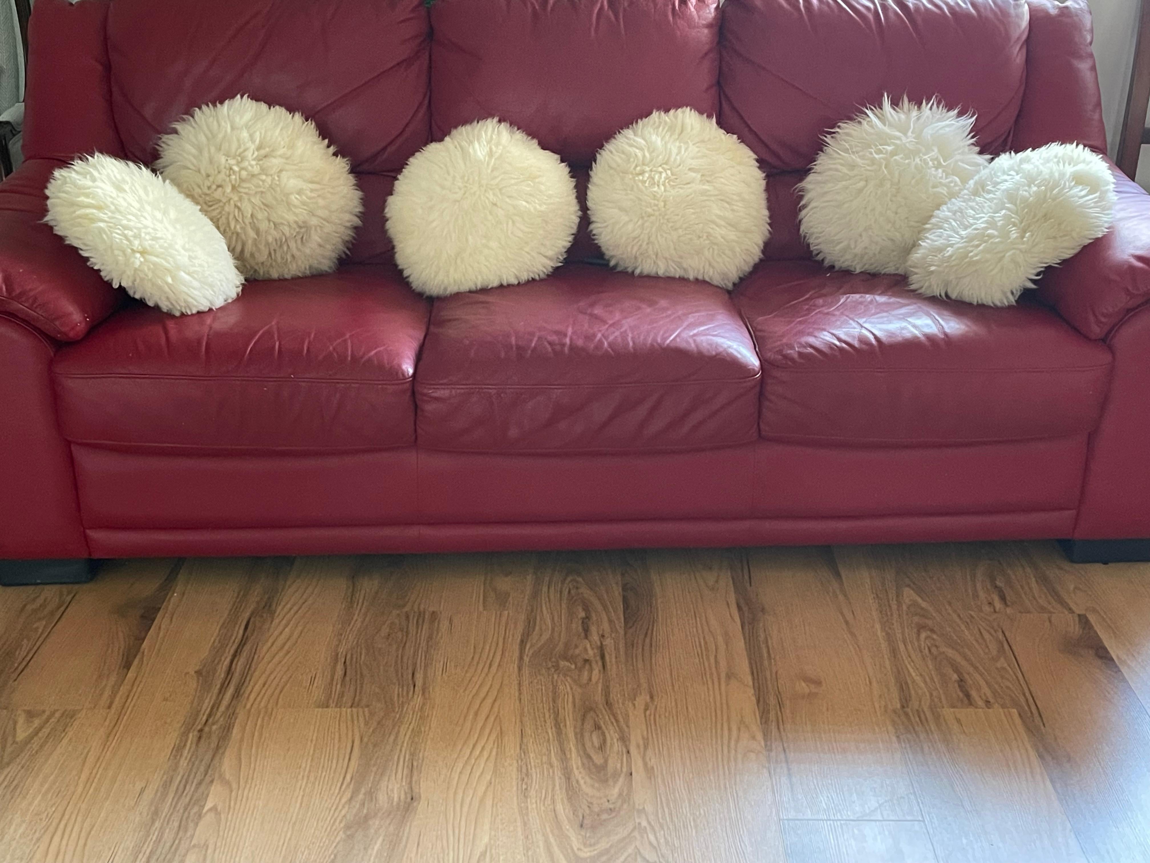Soft and fluffy lambskin  fur round pillows set of 5 pcs For any decor accents.