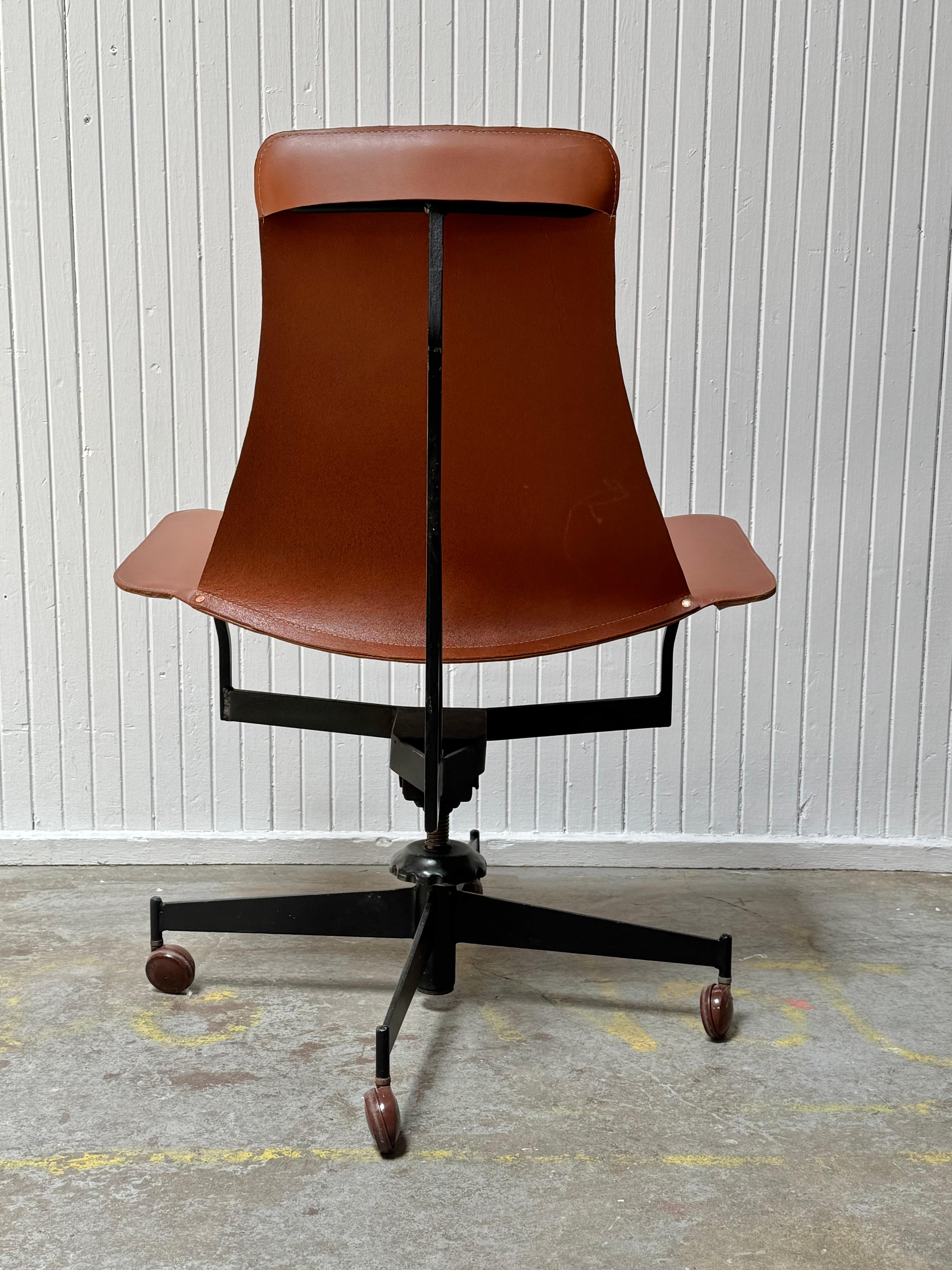 Organic Modern Adjustable Office / Home Sling Chair by William Katavolos In condizioni buone in vendita a Oakland, CA