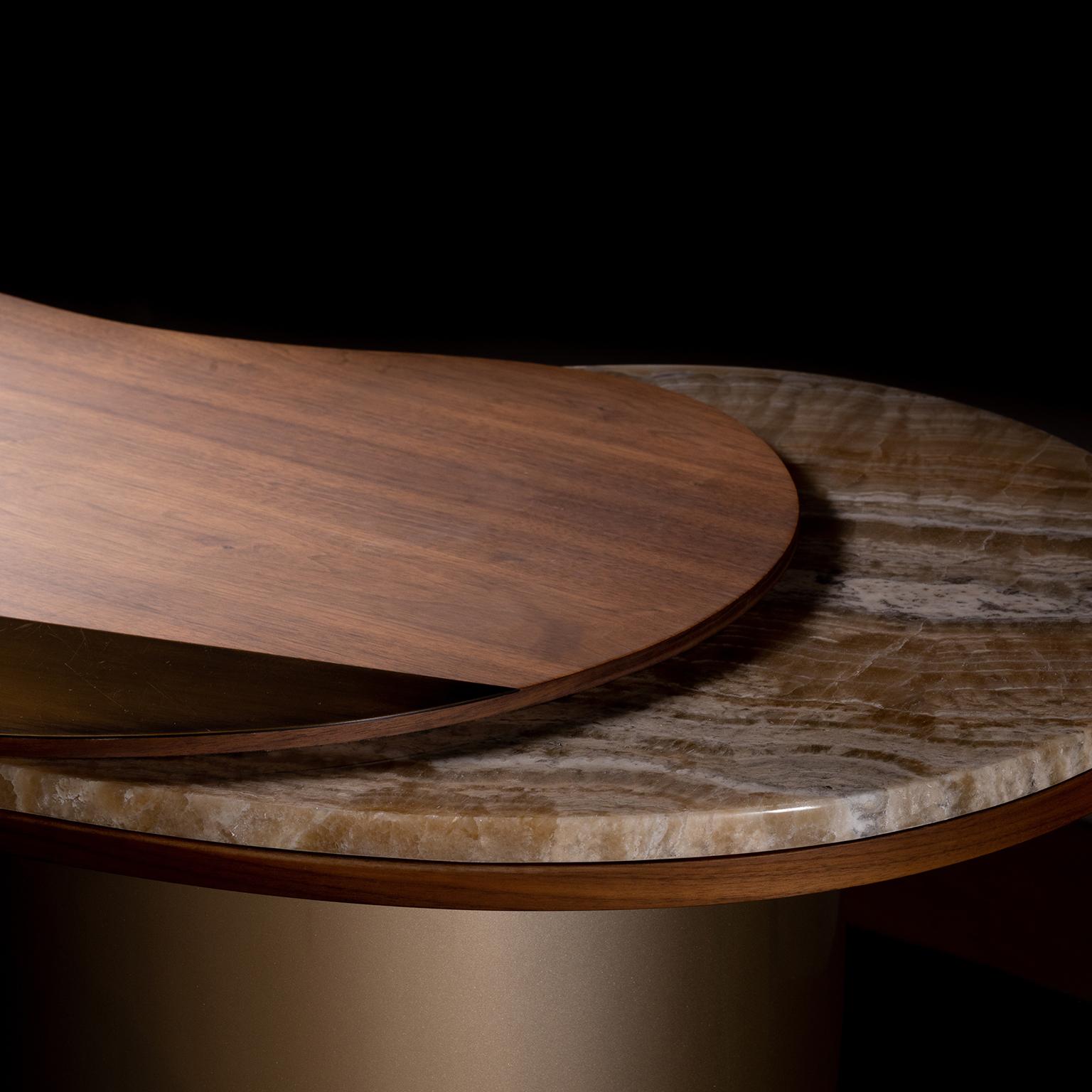 Armona-Schreibtisch der Organischen Moderne, Nussbaum, Messing, Onyx, Handgefertigt Portugal von Greenapple im Angebot 3