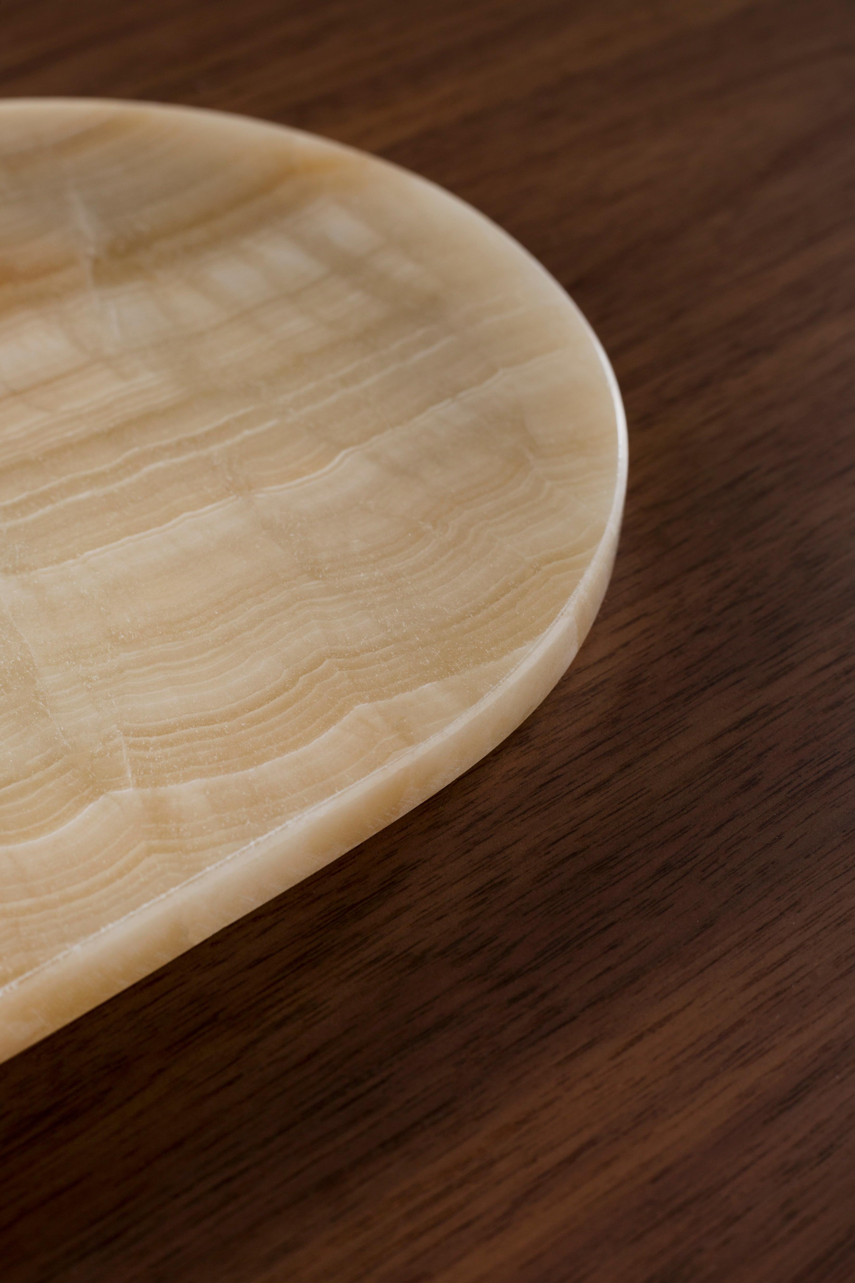 Armona-Schreibtisch der Organischen Moderne, Nussbaum, Messing, Onyx, Handgefertigt Portugal von Greenapple im Angebot 2