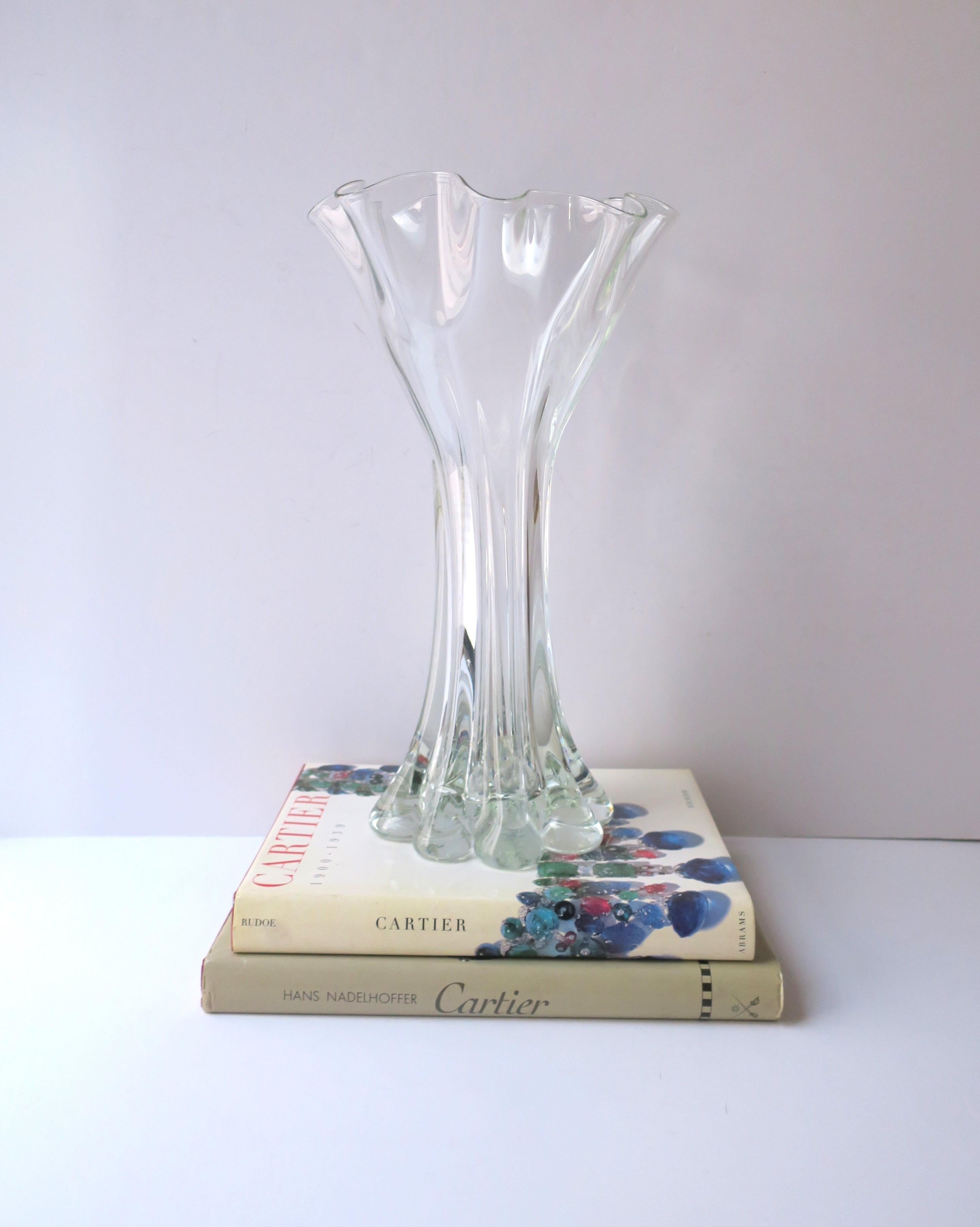 20ième siècle Vase en verre d'art moderne organique en vente