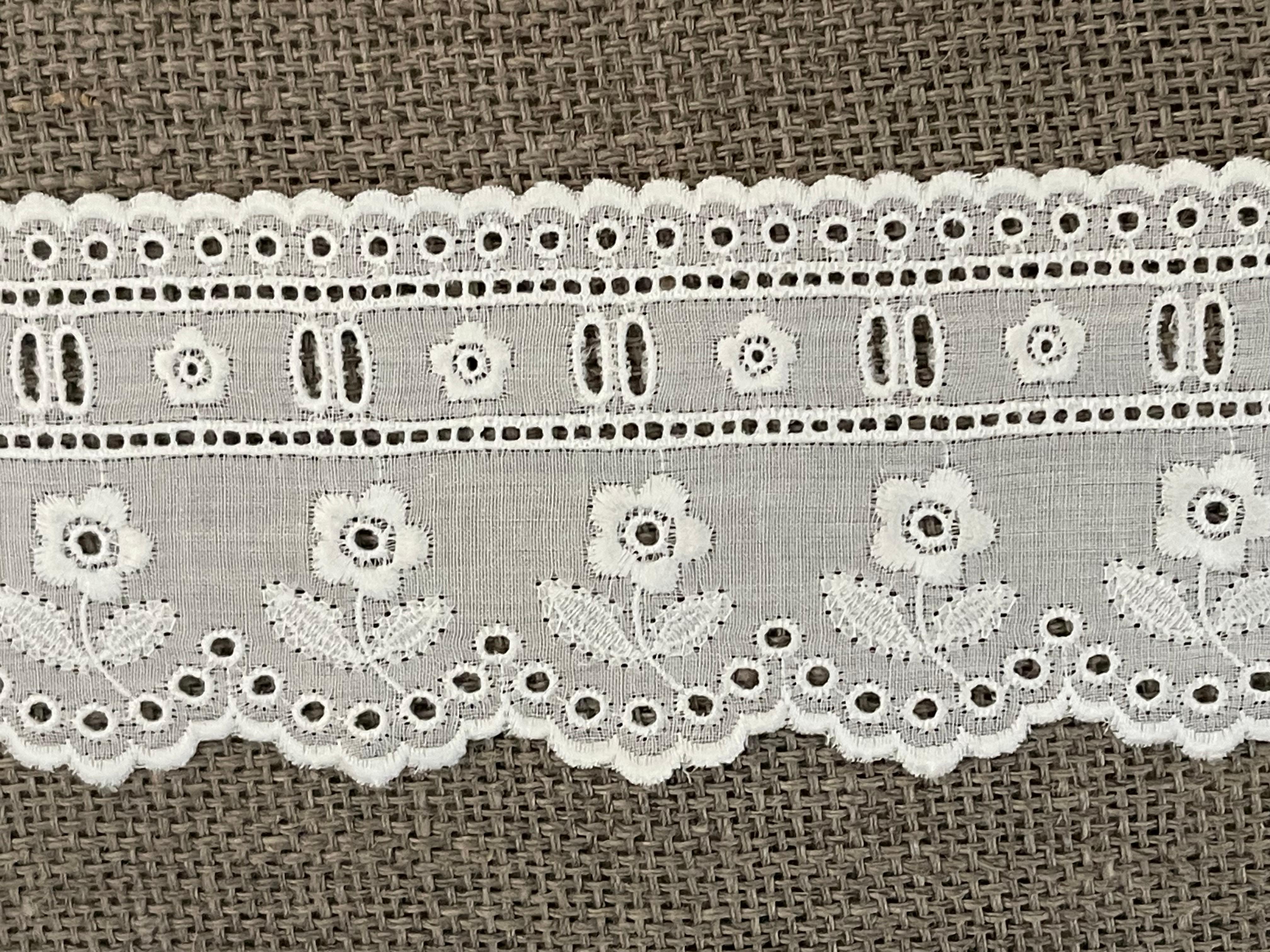 Cuscino biologico moderno in lino belga fatto a mano In condizioni buone in vendita a Boca Raton, FL