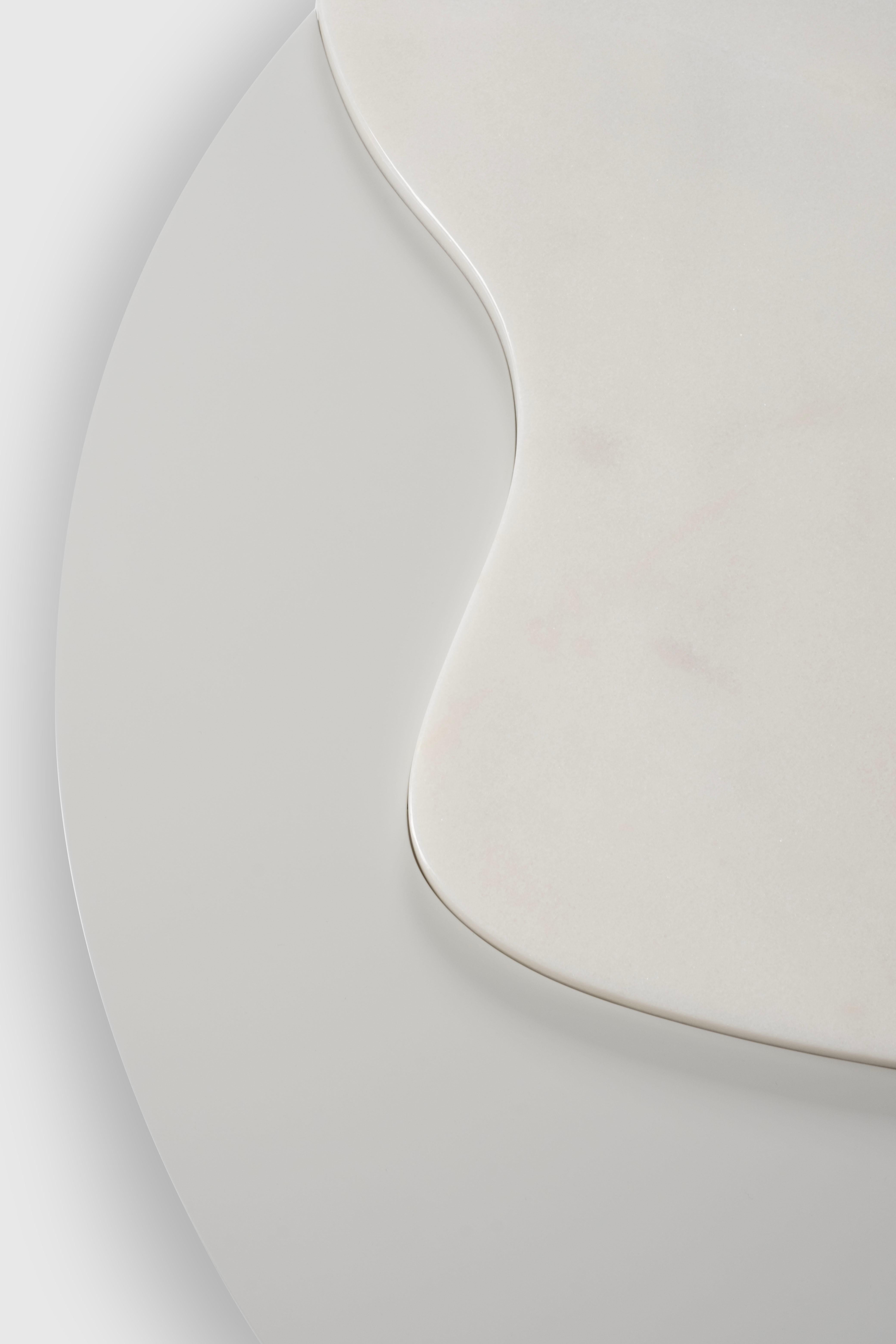 Mesa de centro orgánica moderna Bordeira, mármol, hecha a mano en Portugal by Greenapple en venta 7