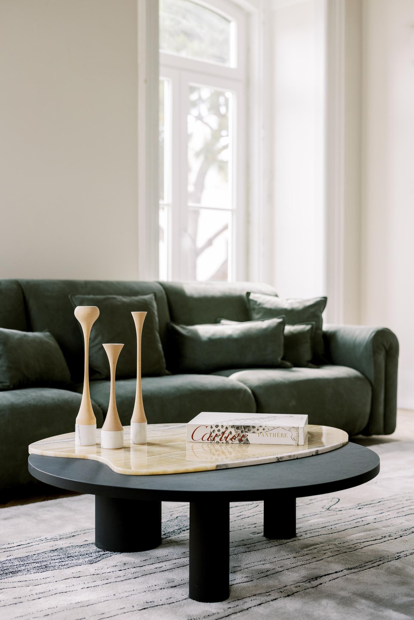 Organic Modern Bordeira Couchtische, Calacatta, Handmade Portugal Greenapple im Angebot 8