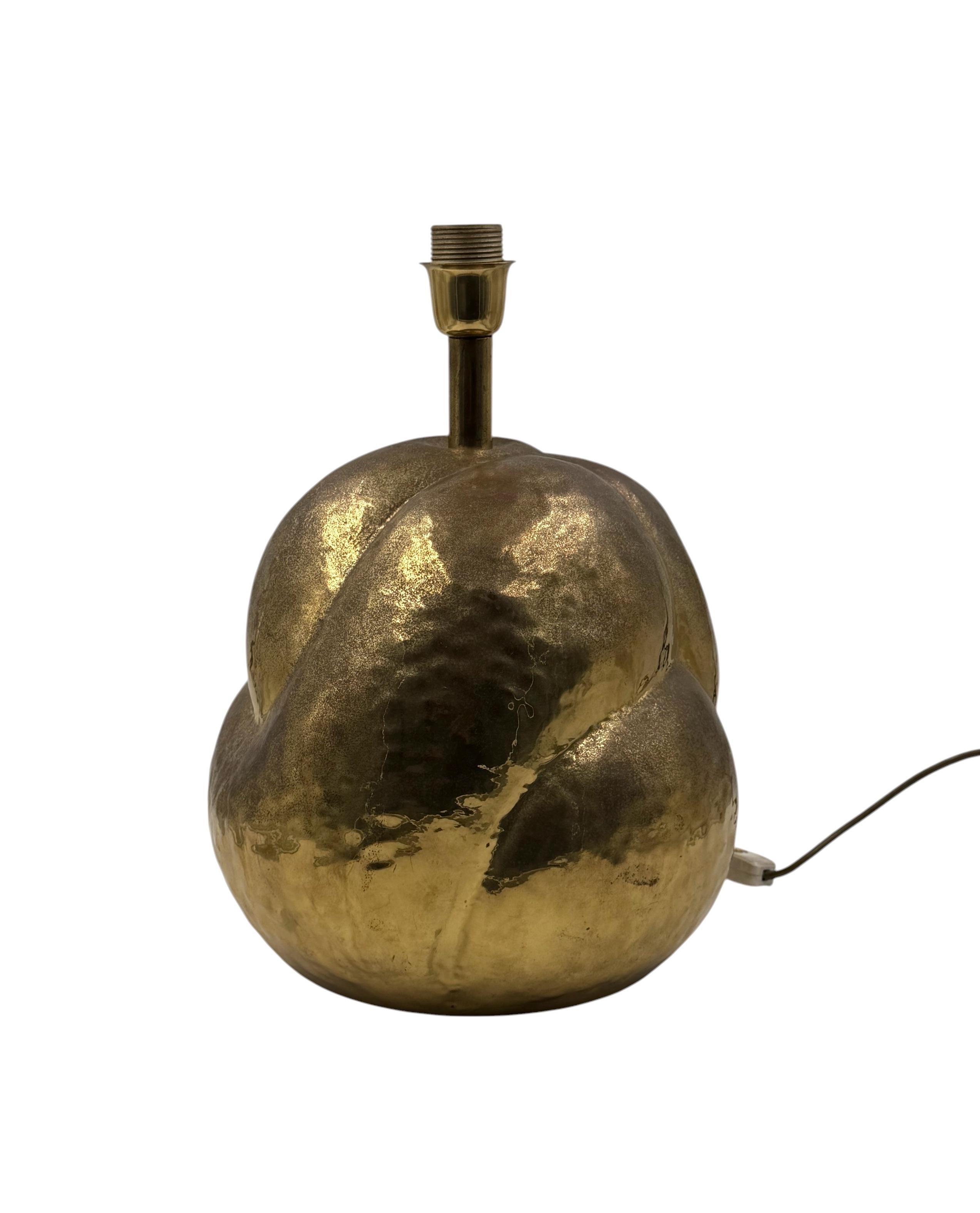 Organic modern brass table Lamp, Tommaso Barbi Italy 1970 in vendita 1
