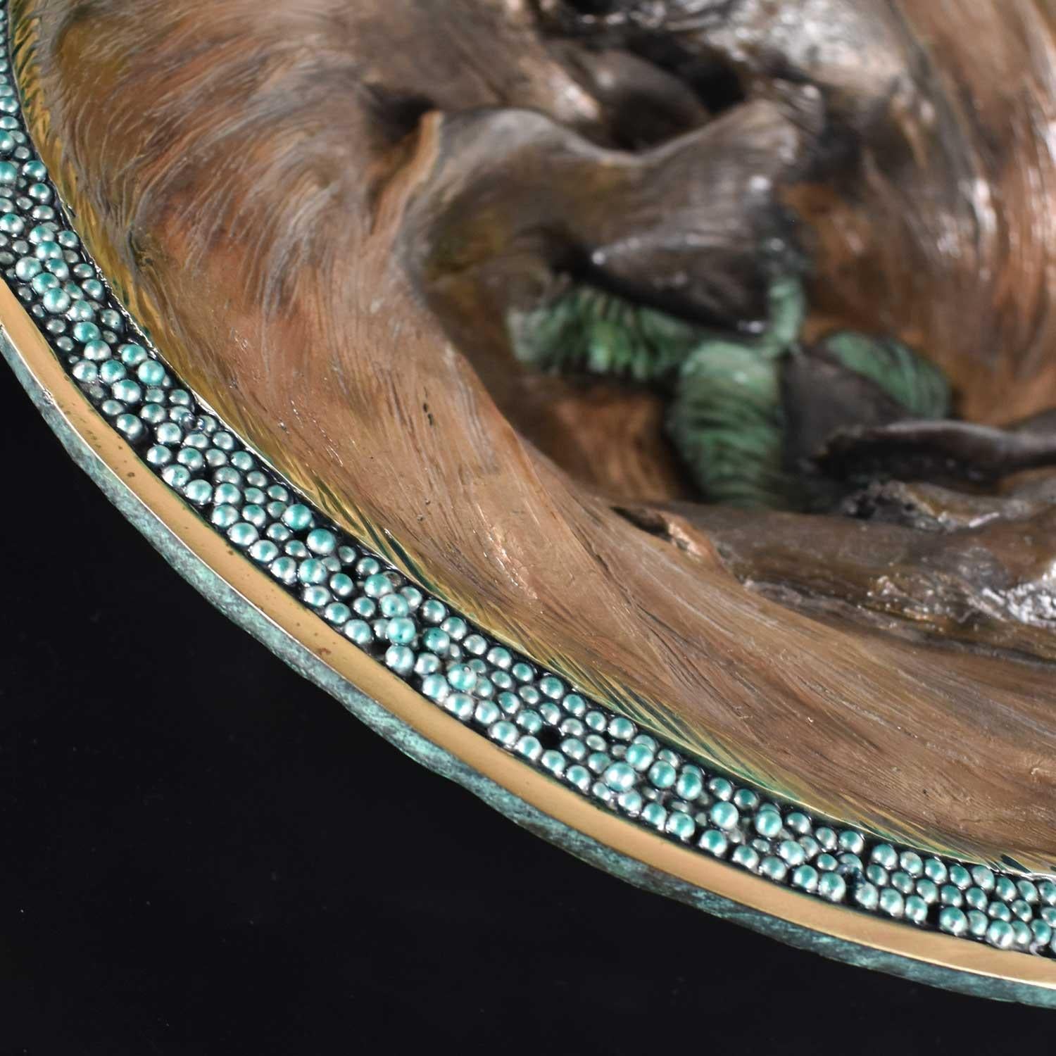 Organische moderne Schalenskulptur aus Bronzeguss mit Fischmuster von John Forsythe im Angebot 3