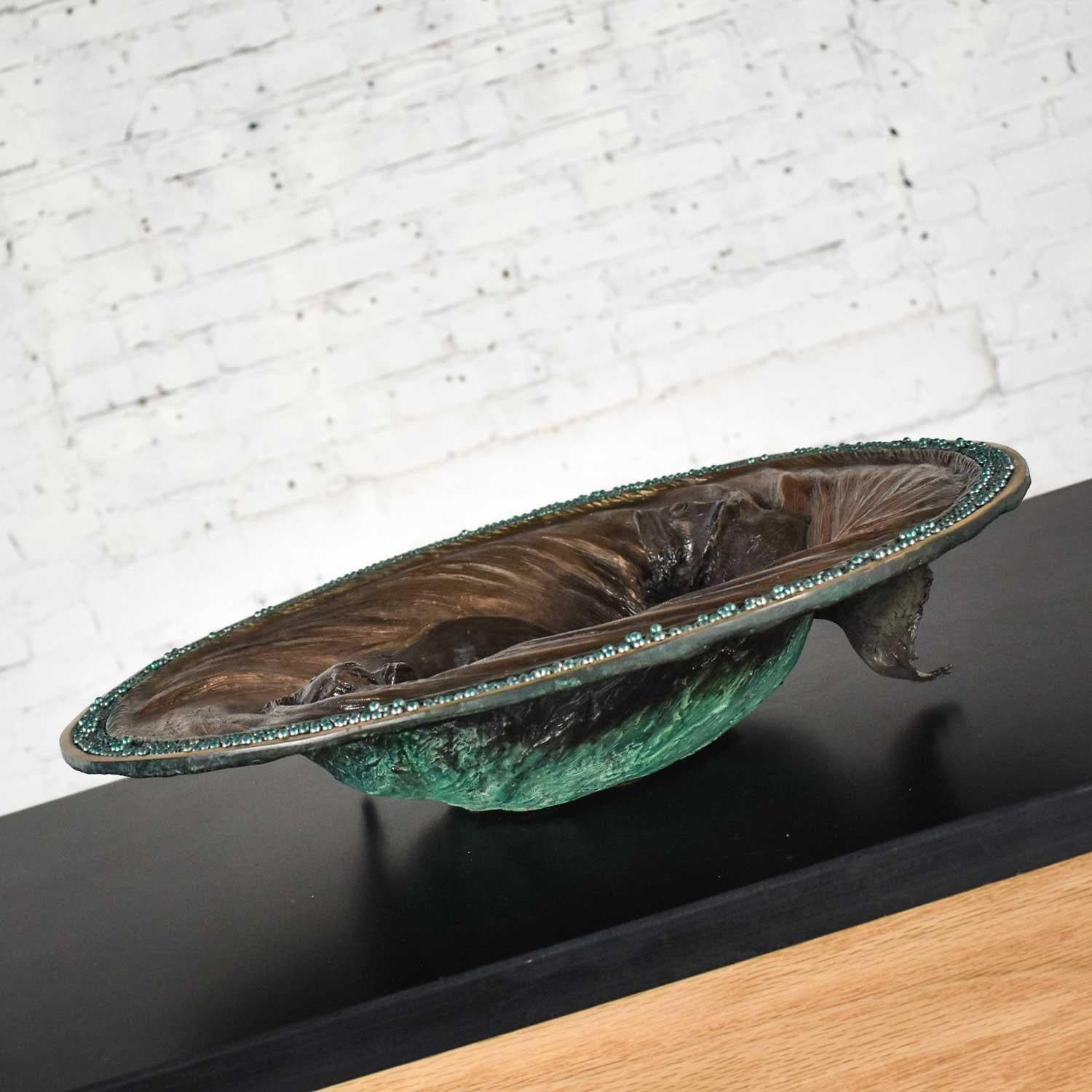 Organic Modern Cast Bronze Bowl Sculpture with Fish Design by John Forsythe For Sale 8