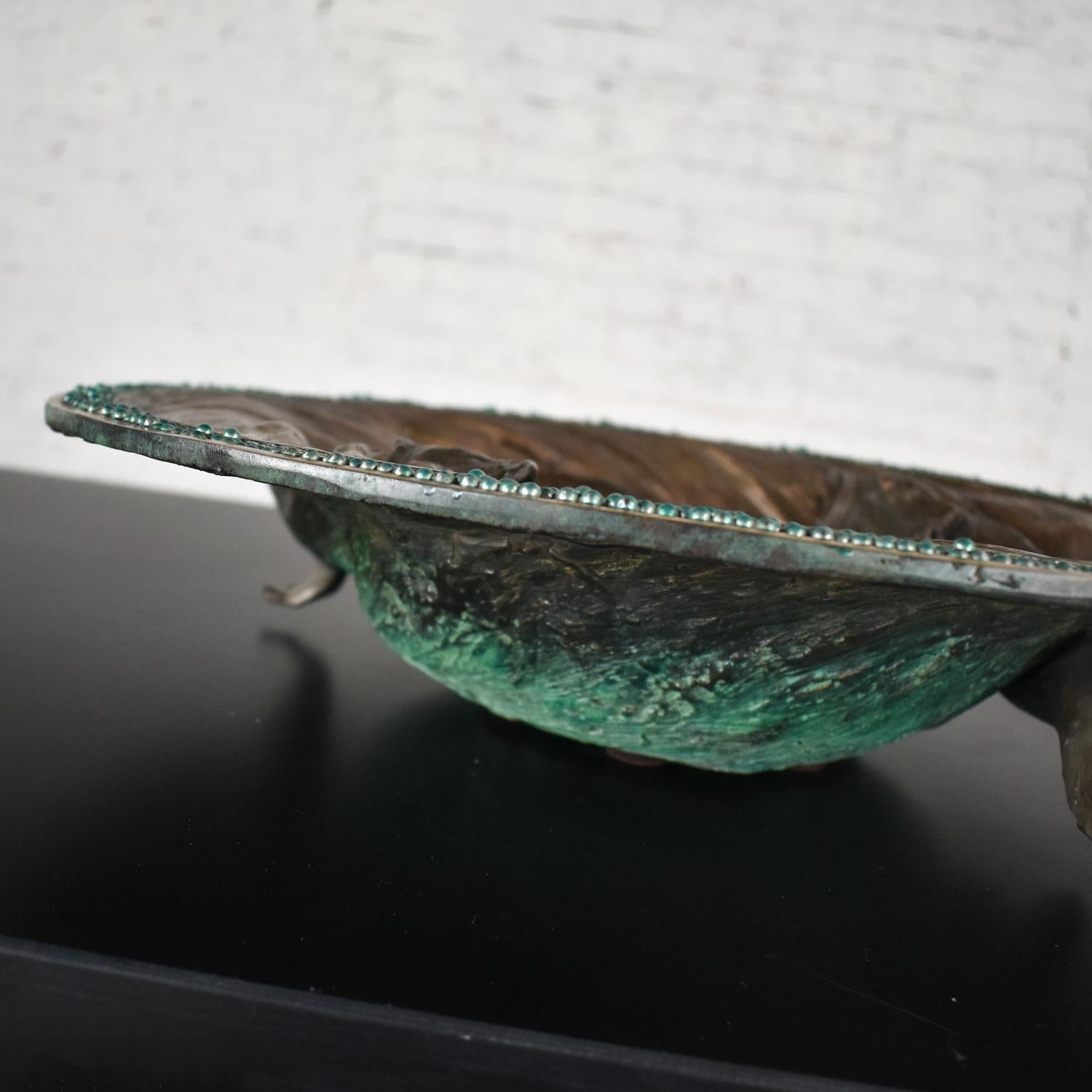 Organic Modern Cast Bronze Bowl Sculpture with Fish Design by John Forsythe For Sale 9