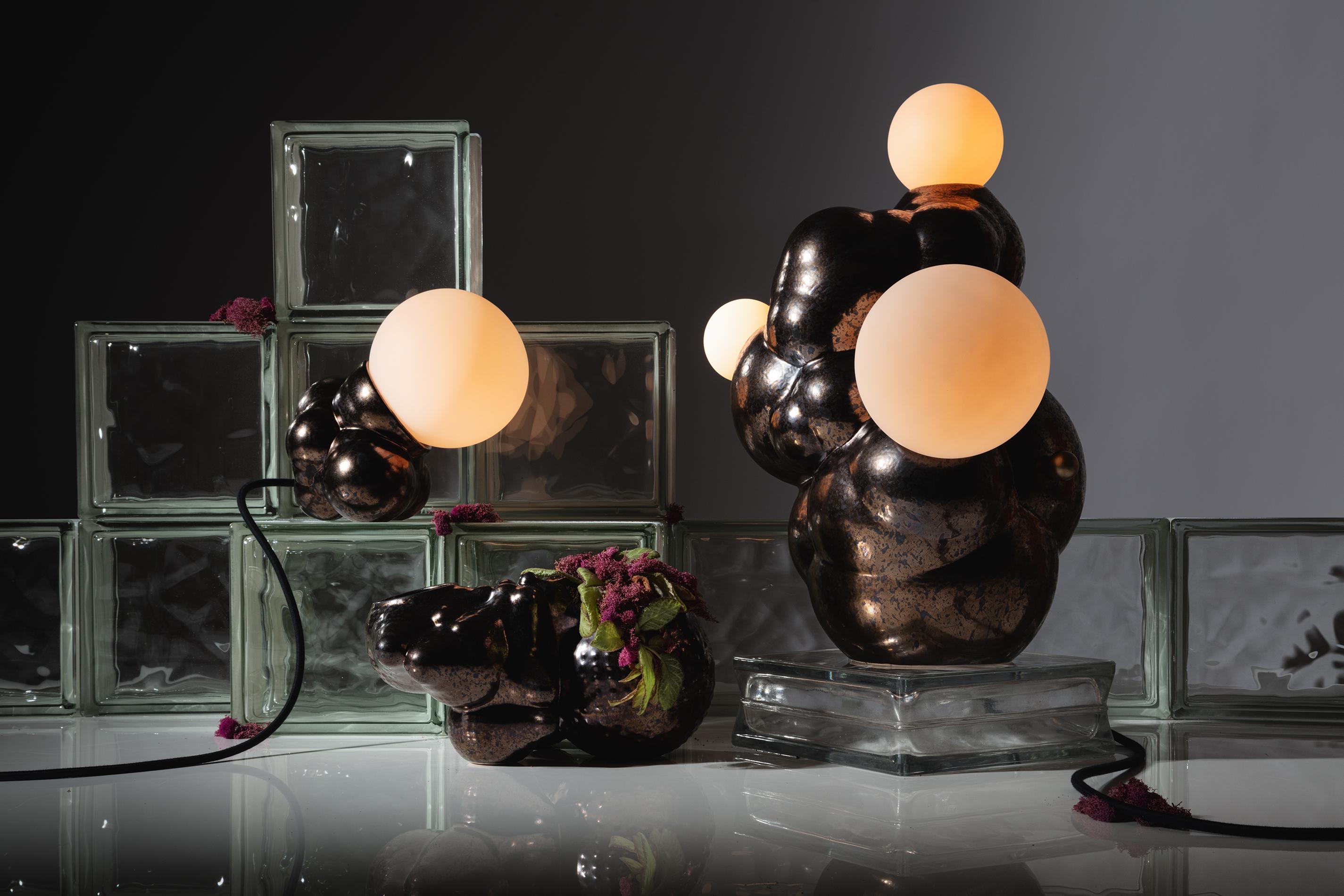 American Organic Modern Ceramic Bubbly Botryoidal Lamp Mini Bronze by Forma Rosa Studio For Sale