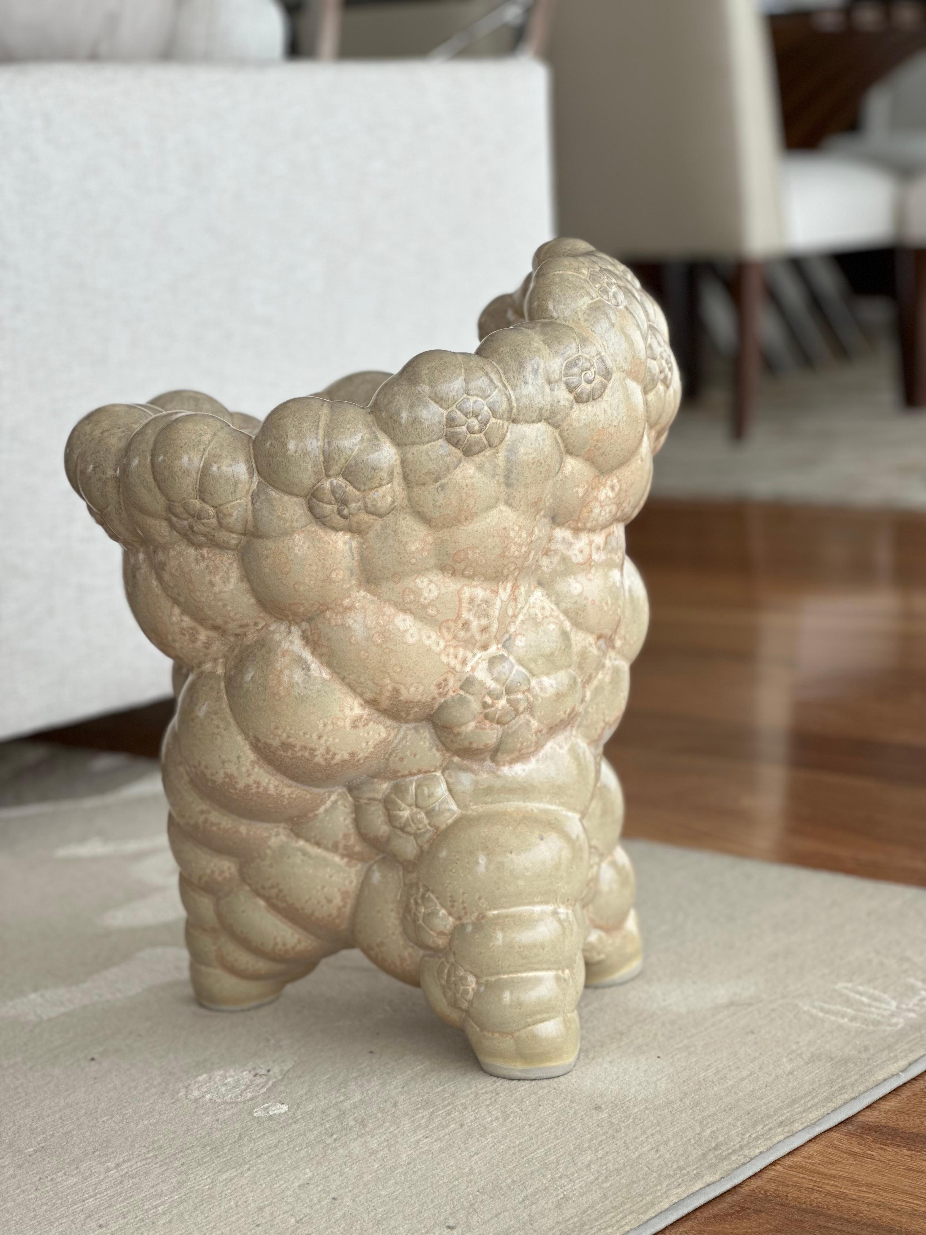 Organic Modern Ceramic Bubbly Caracoles Stool Chair in Cream For Sale 2