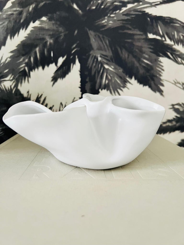 Organic Modern Ceramic Heart Valve Vase in Matte White Glaze For Sale 4