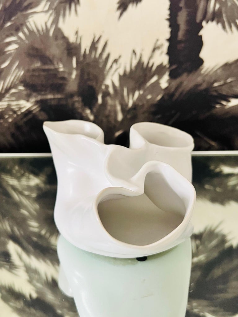 Organic Modern Ceramic Heart Valve Vase in Matte White Glaze For Sale 5