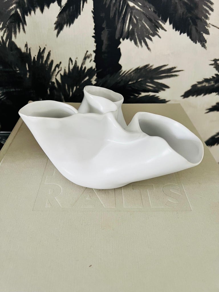 Organic Modern Ceramic Heart Valve Vase in Matte White Glaze For Sale 3