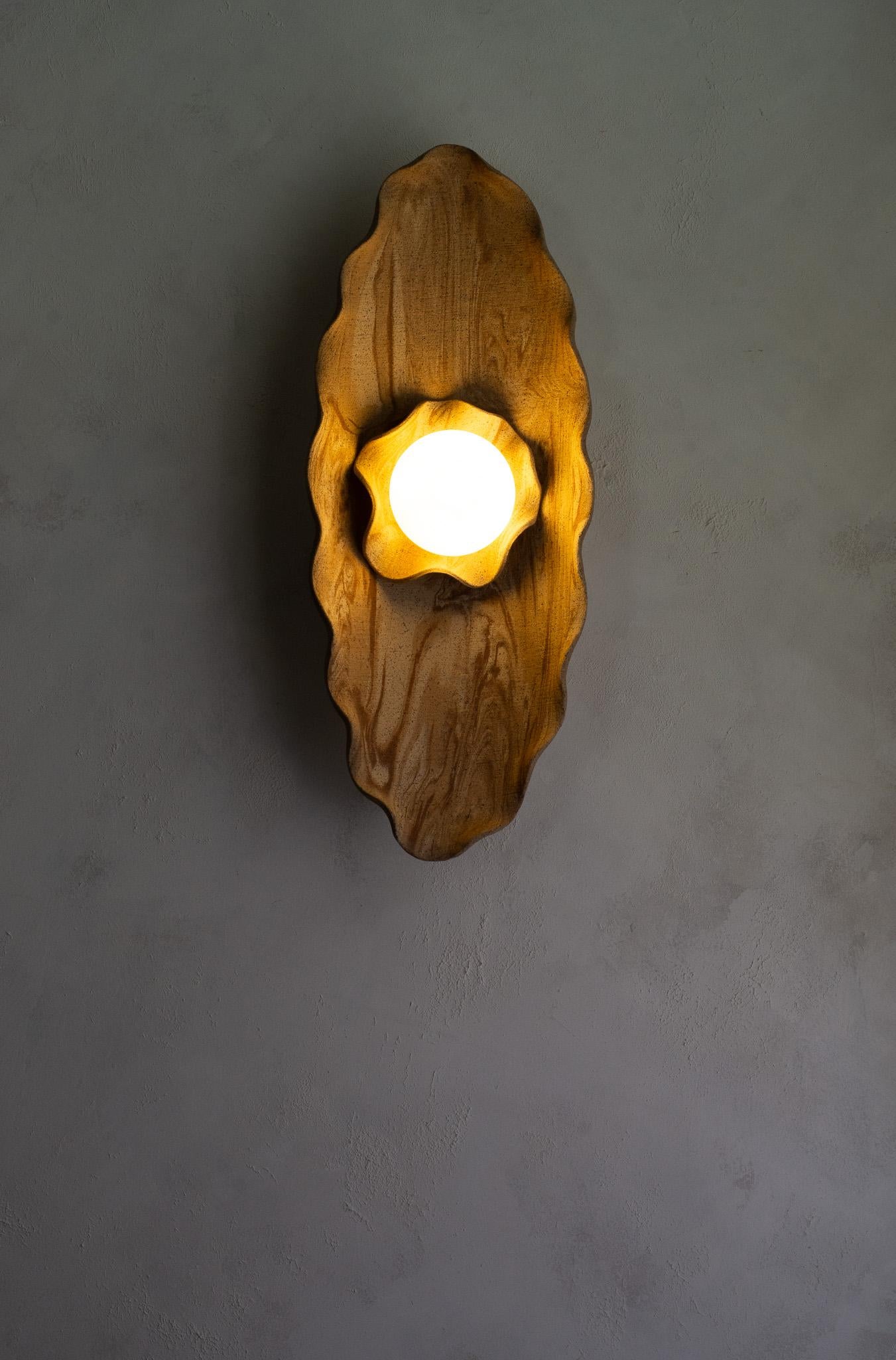 Aplique moderno de cerámica orgánica en Nuevo estado para la venta en Attleboro, MA