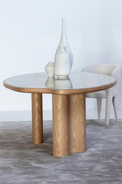 Organic Modern Cerdeira Quartz Dining Table, Golden Wave Quartzite by Greenapple