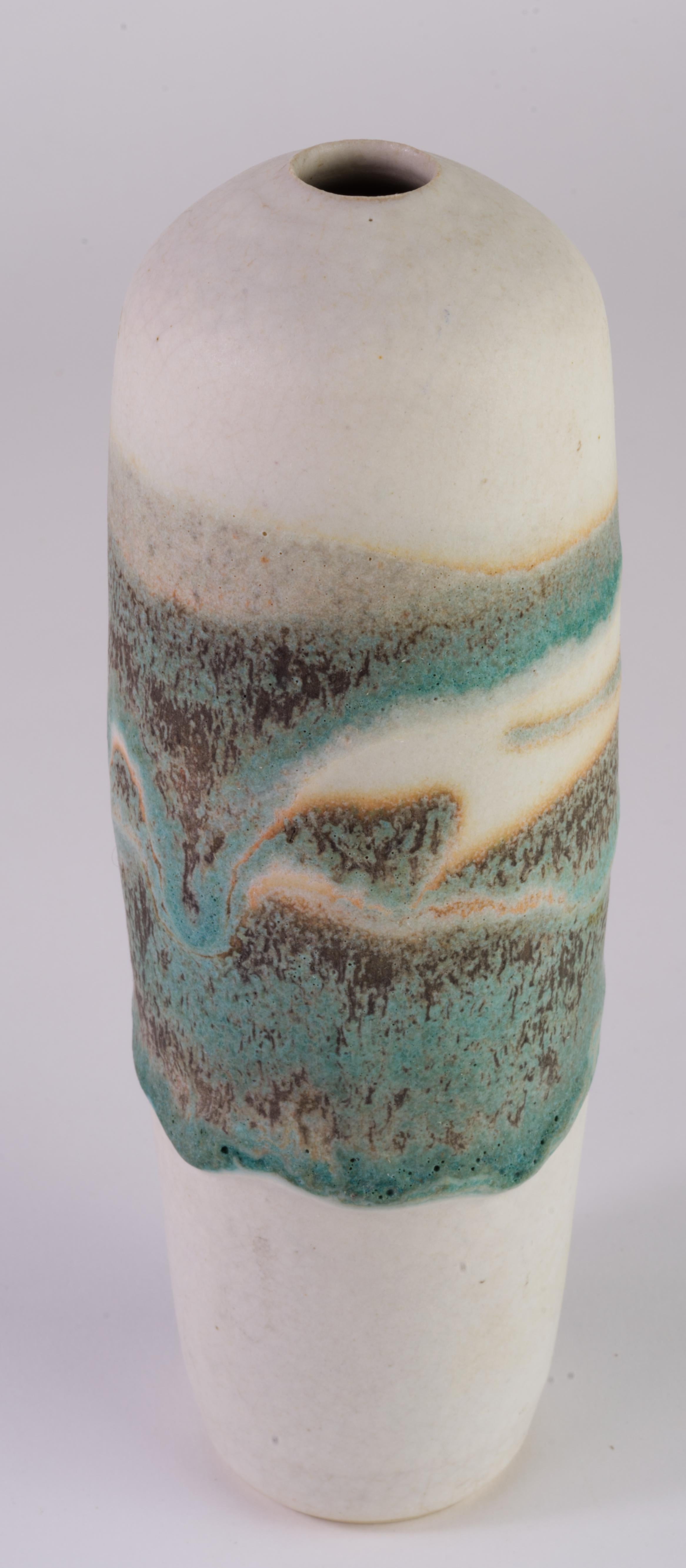 Jarrón moderno orgánico Charles Focht Esmalte de lava Arizona Studio Art Pottery siglo XX en venta
