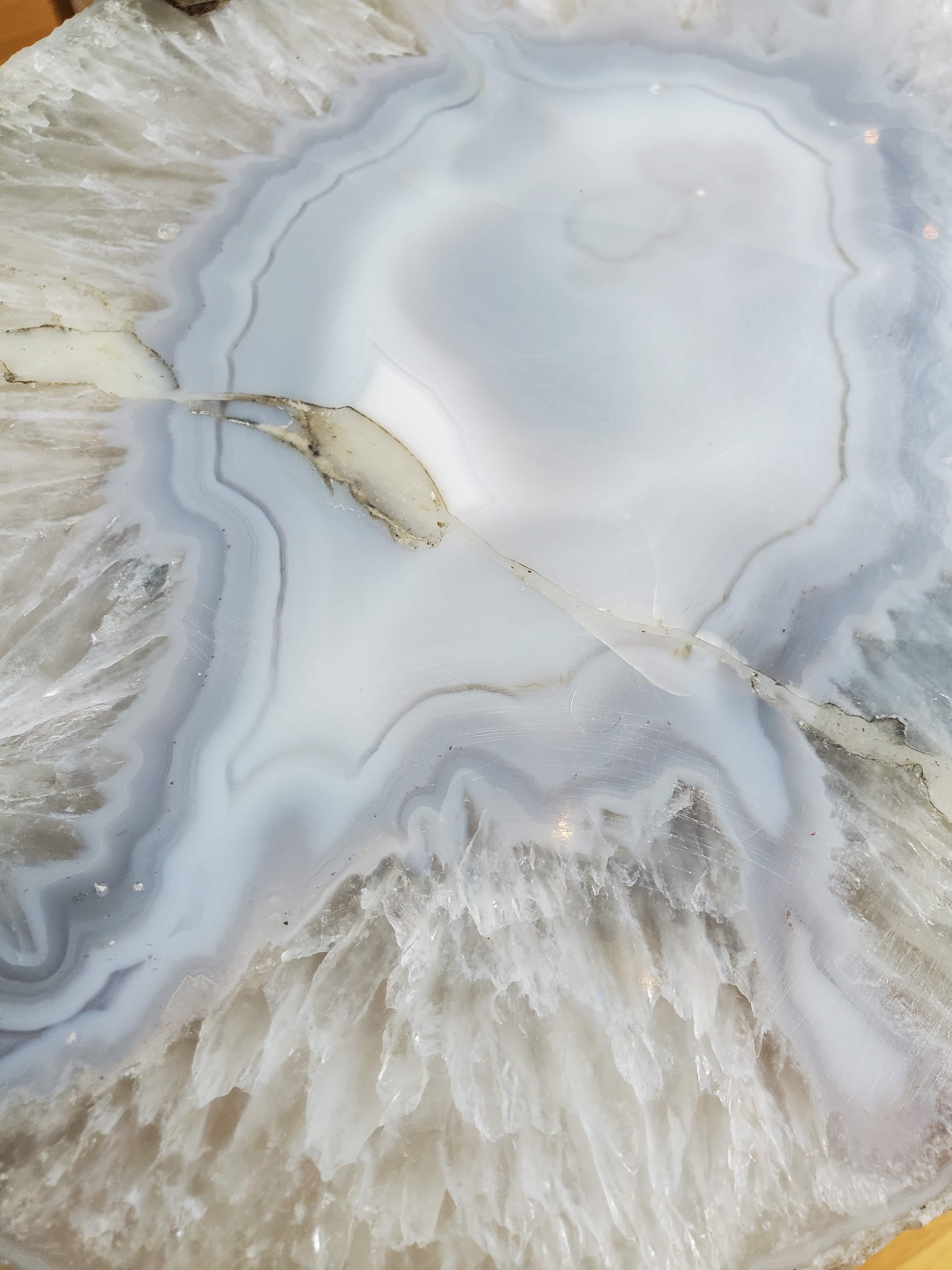 gray geode