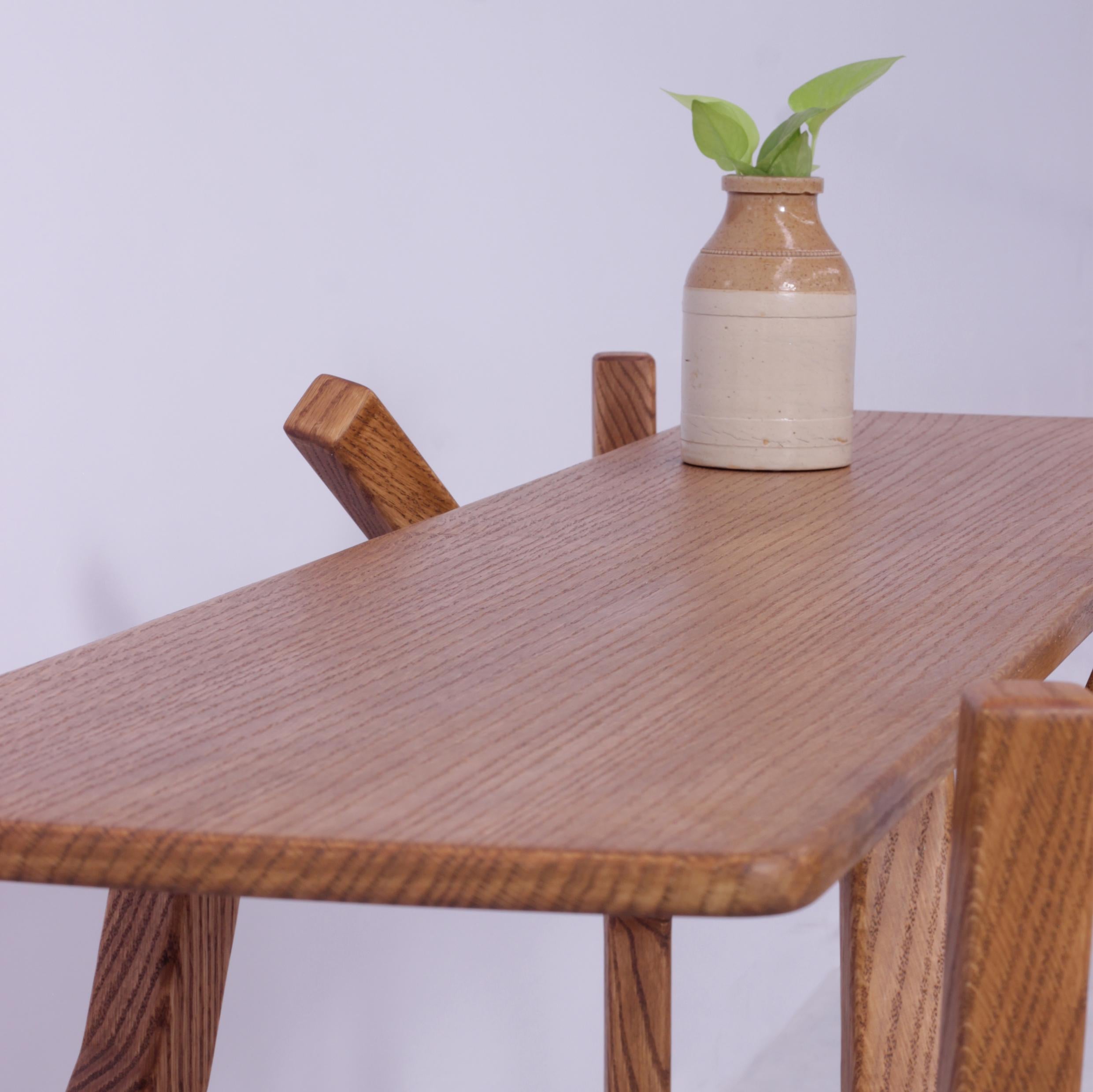 Modern Contemporary Handcrafted Oak Massivholz Konsolentisch mit Tischlerei, TOTEM (Organische Moderne) im Angebot