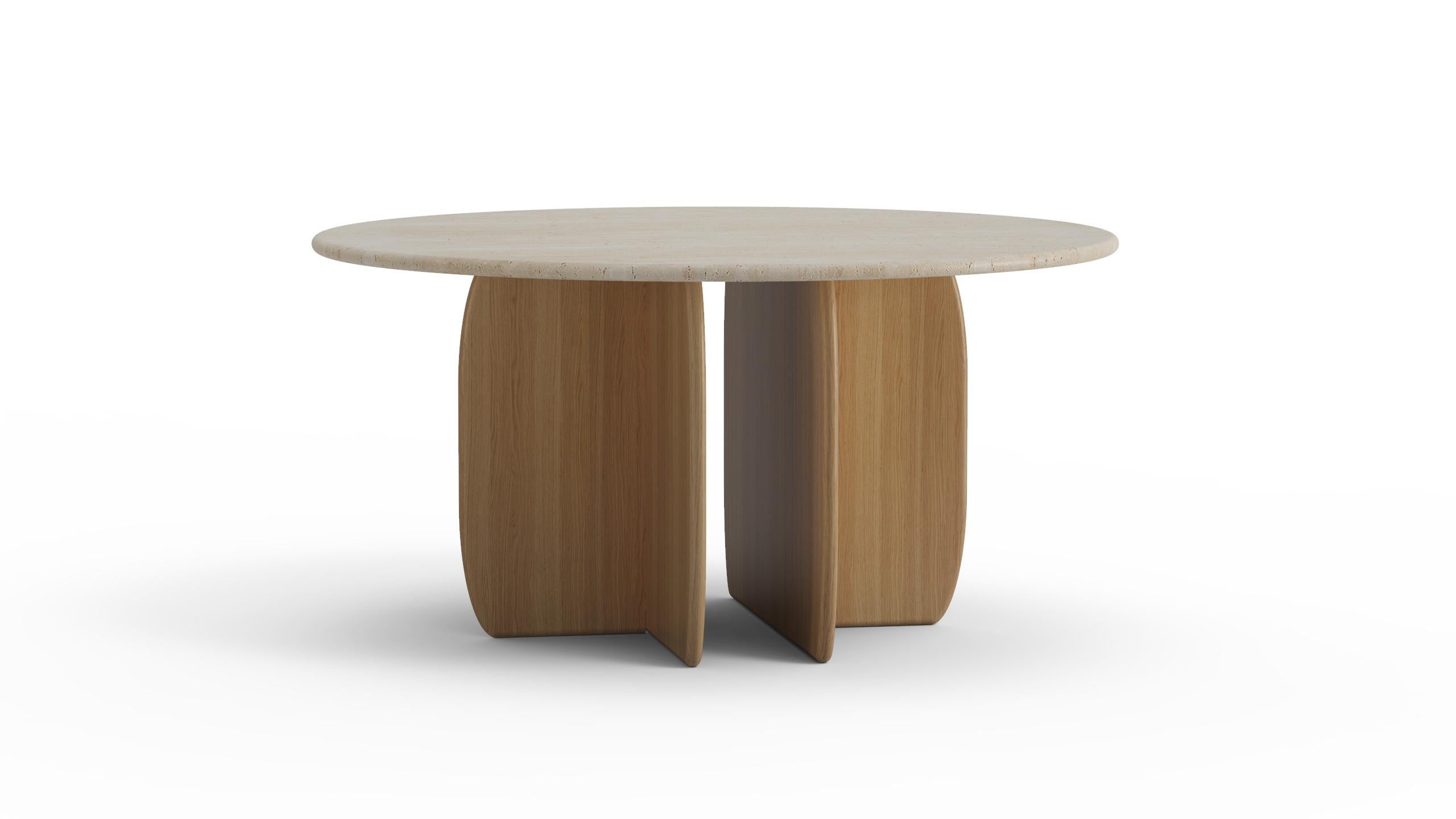 La mesa de comedor Catus es única en su concepción de inspiración Moderna Orgánica.
La Piedra Natural es irrepetible en su individualidad, de este modo cada mesa Catus es única presentando las vetas, texturas y matices de tono naturales de los