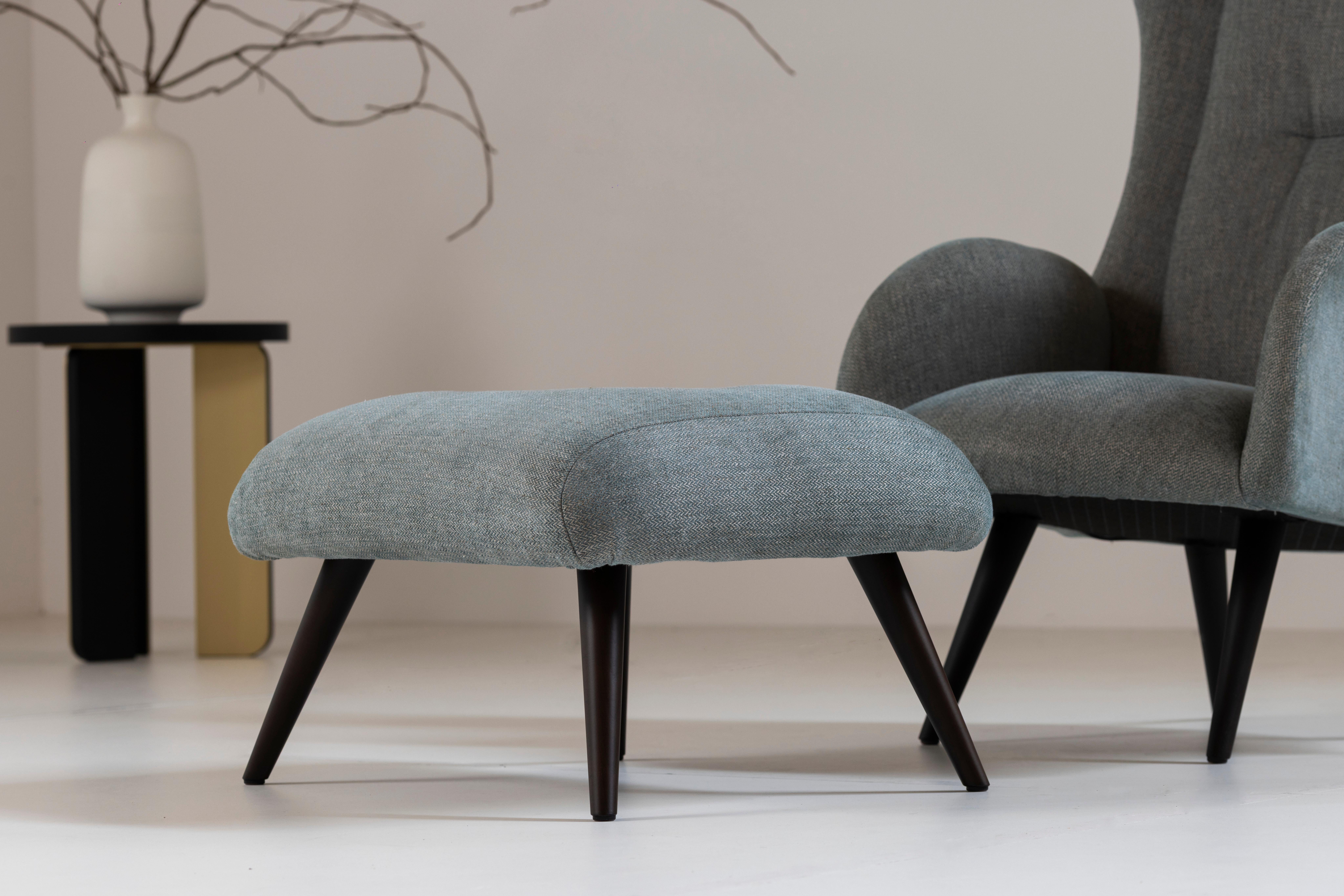 Table d'appoint Dornes en chêne et laiton, fabriquée à la main au Portugal par Greenapple en vente 8