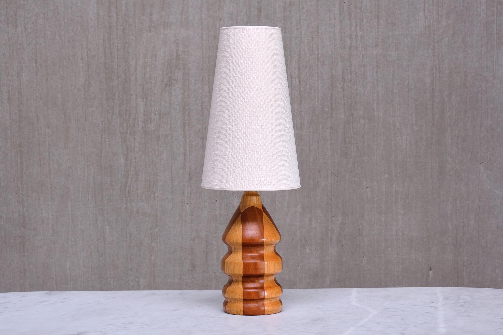 Organic Modern Dual Tone Table Lamp, Turned Oak and Teak, Denmark, 1960s For Sale 7