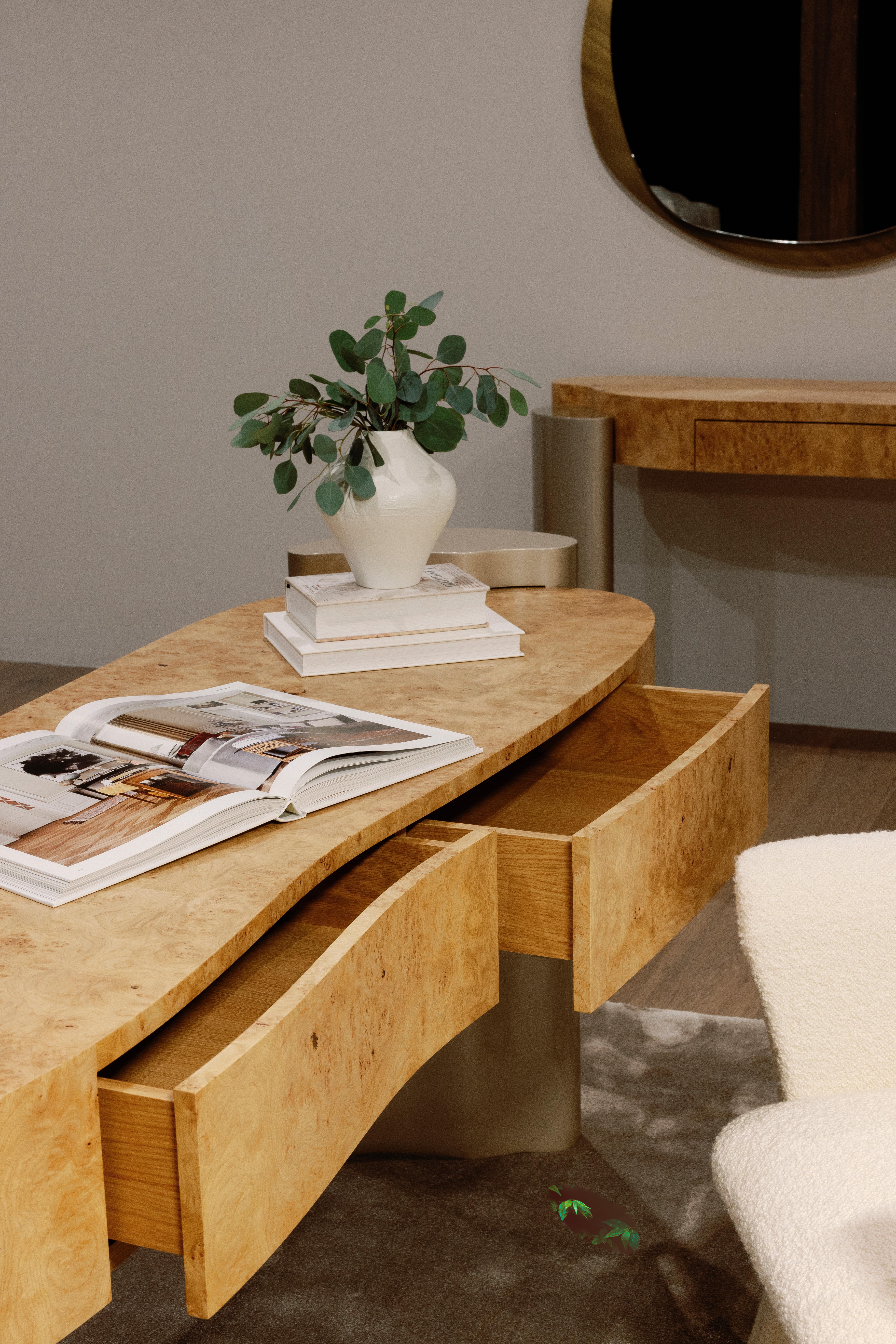 Hand-Crafted Organic Modern Formosa Console Table, Oak Root, Lacquer, Handmade by Greenapple For Sale