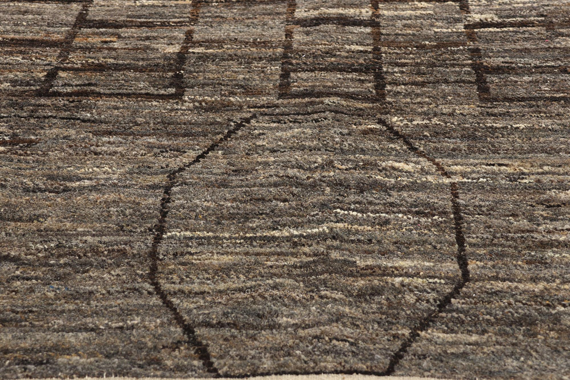Organic Modern Grey and Brown Moroccan Brutalist Rug In New Condition For Sale In Dallas, TX